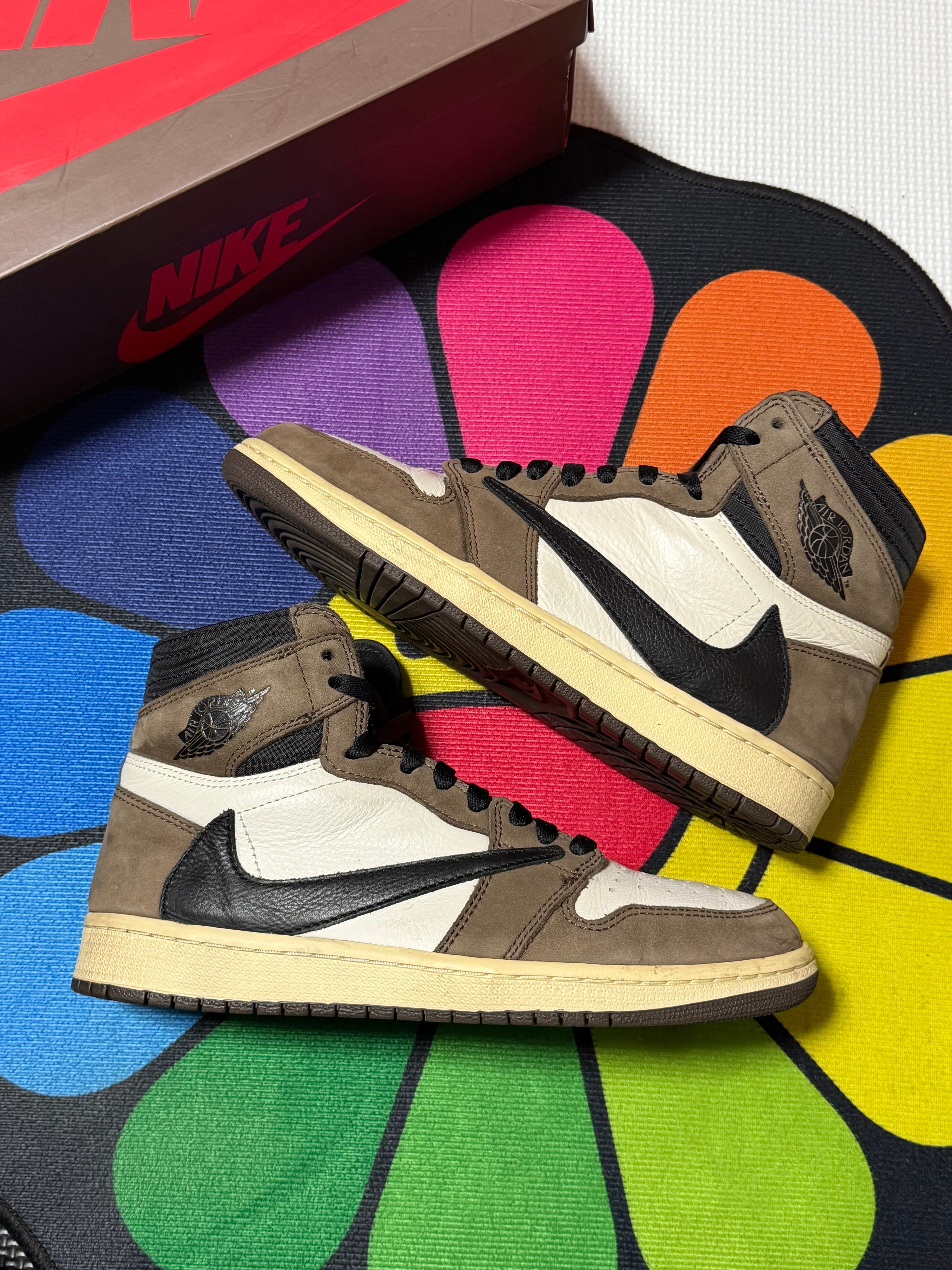 Travis Scott × Nike Air Jordan 1 Retro High OG TS SP "Sail/Dark Mocha"