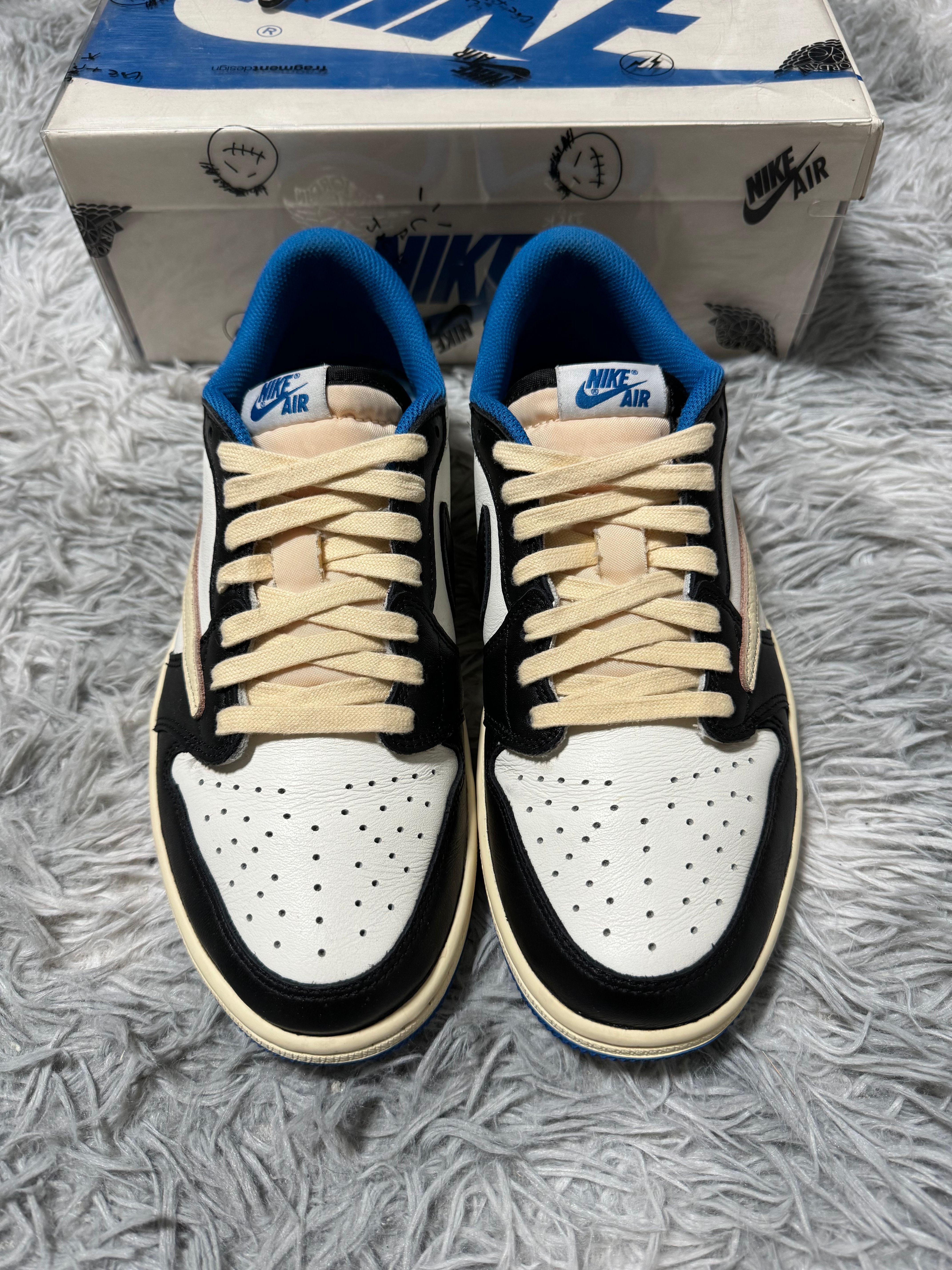 Travis Scott × fragment design × Nike Air Jordan 1 Low OG SP "Military Blue"