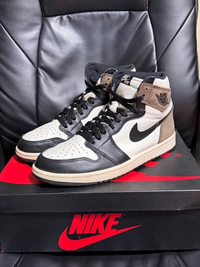 Nike Air Jordan 1 High OG "Sail/Dark Mocha/Black"