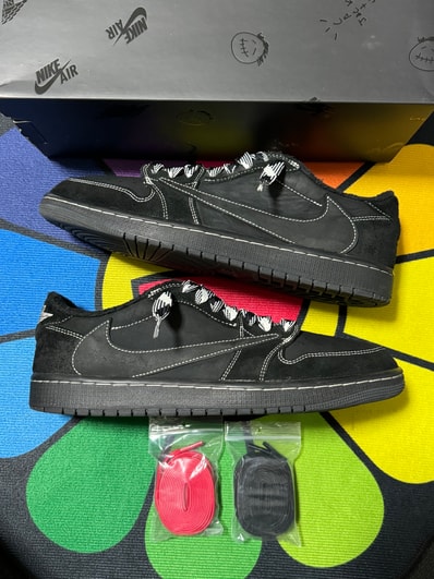 Travis Scott × Nike Air Jordan 1 Low OG SP "Black Phantom"
