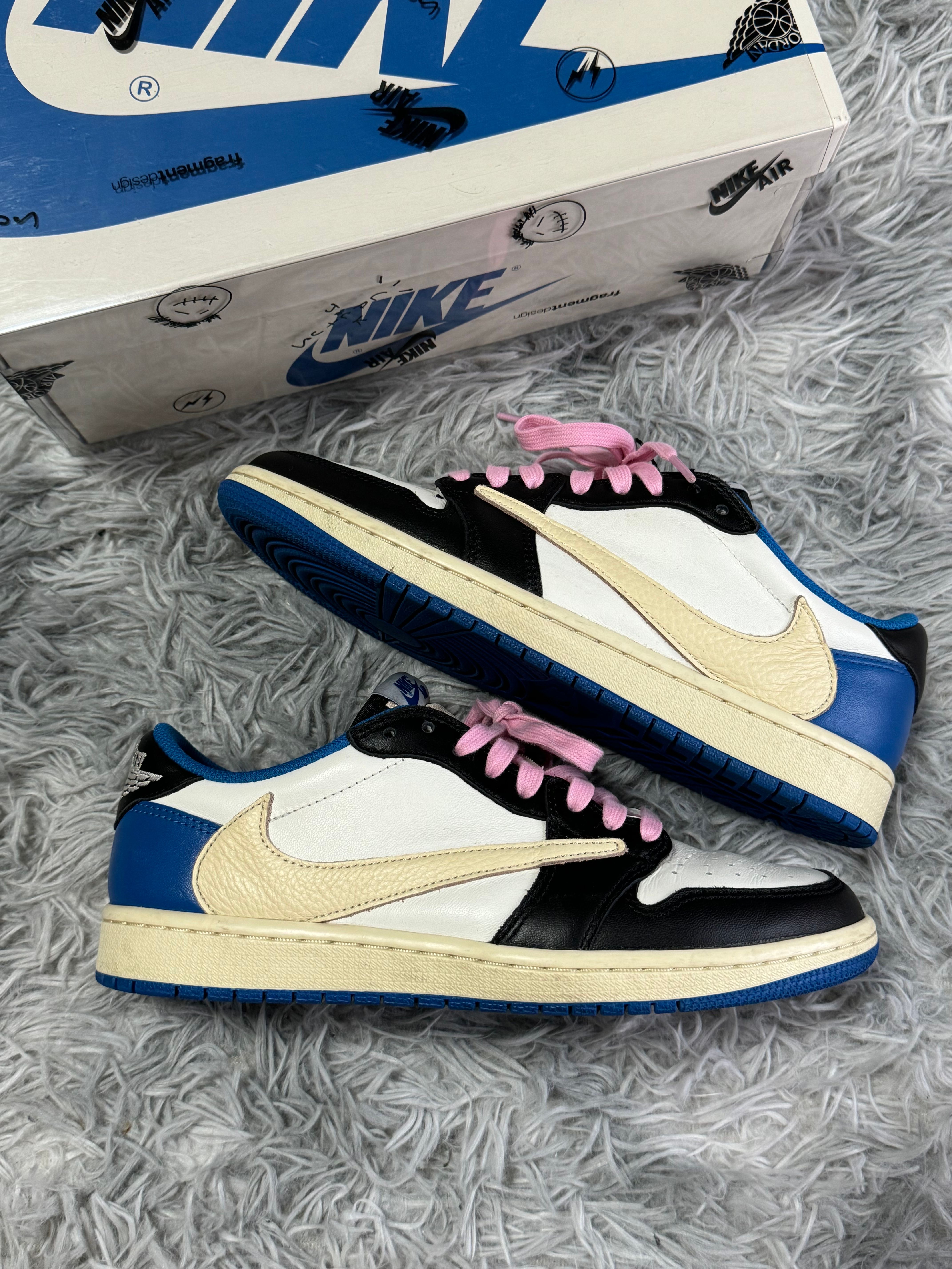 Travis Scott × fragment design × Nike Air Jordan 1 Low OG SP "Military Blue"