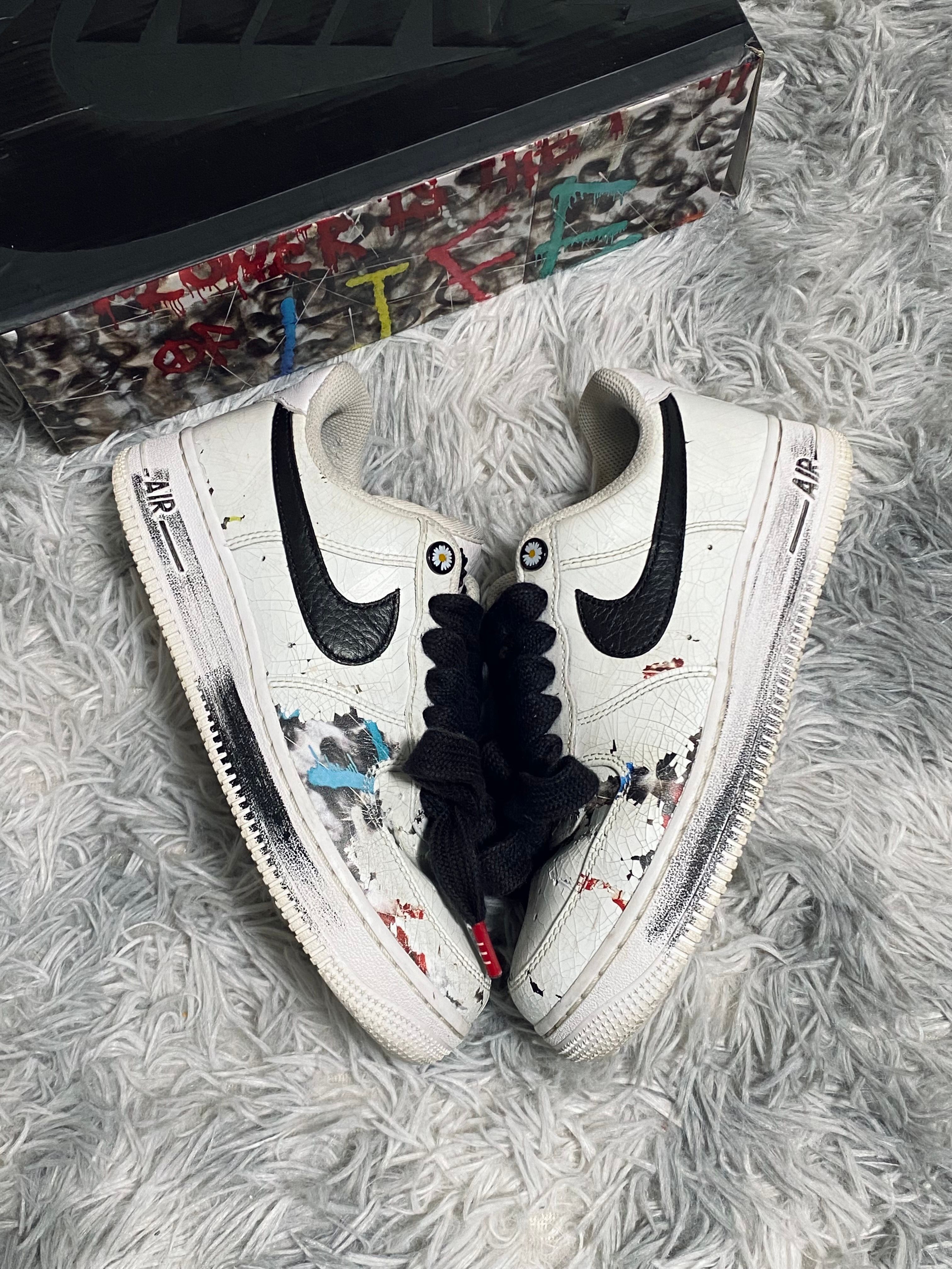 PEACEMINUSONE × Nike Air Force 1 Low "Para-noise/White/Black" / G-DRAGON