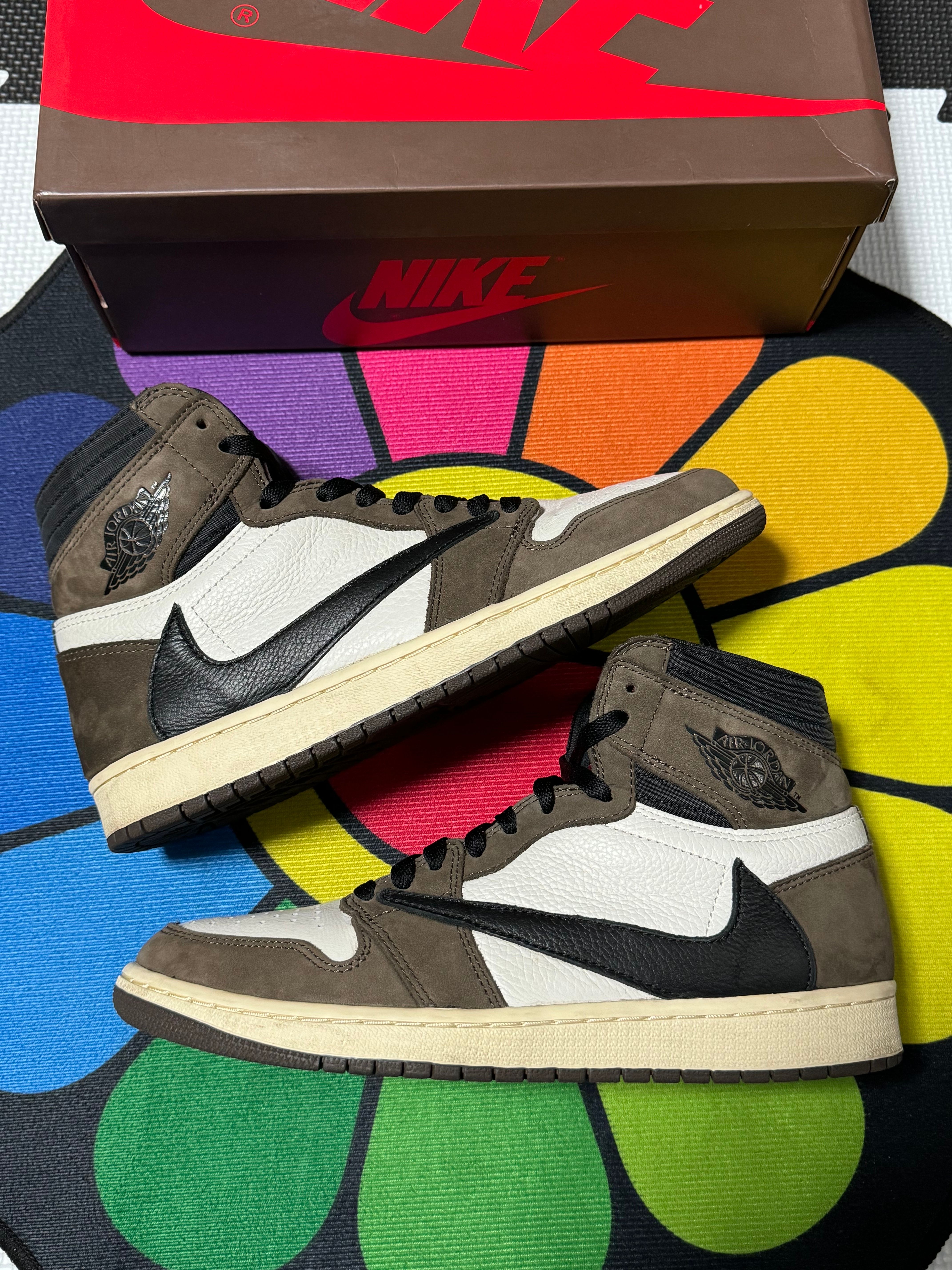 Travis Scott × Nike Air Jordan 1 Retro High OG TS SP "Sail/Dark Mocha"