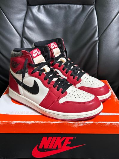 Nike Air Jordan 1 High OG "Lost & Found/Chicago"