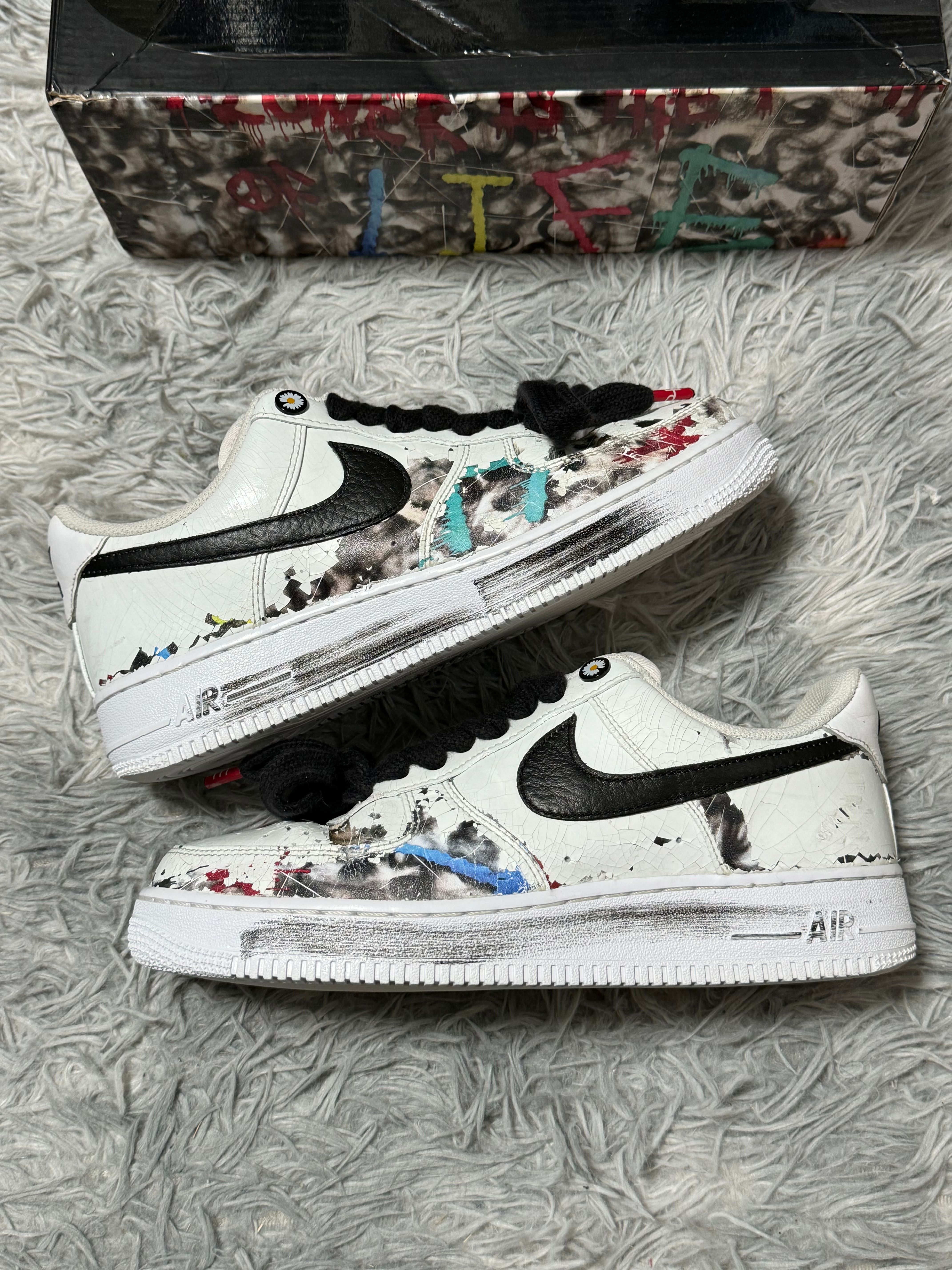 PEACEMINUSONE × Nike Air Force 1 Low "Para-noise/White/Black" / G-DRAGON
