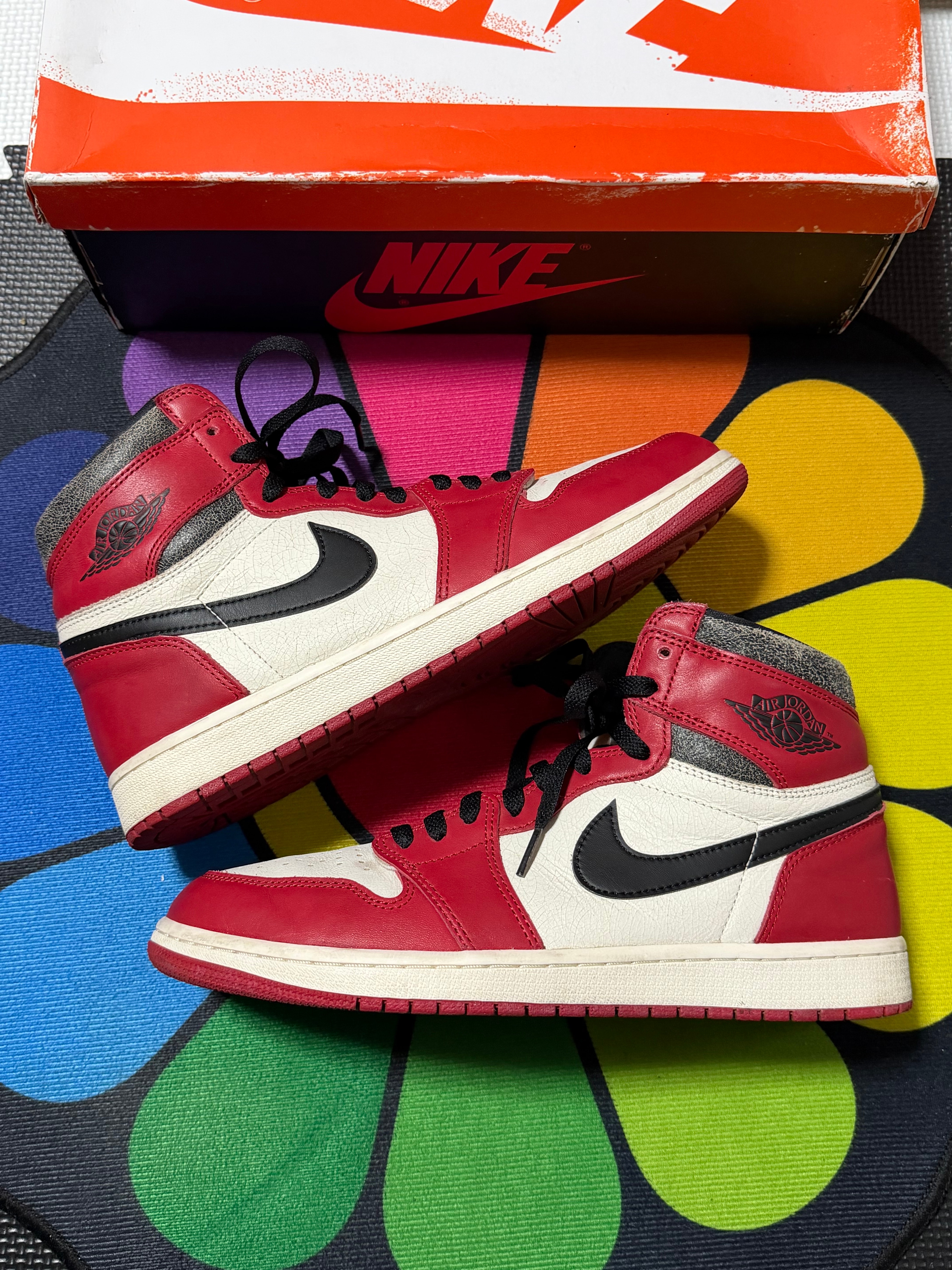 Nike Air Jordan 1 High OG "Lost & Found/Chicago"