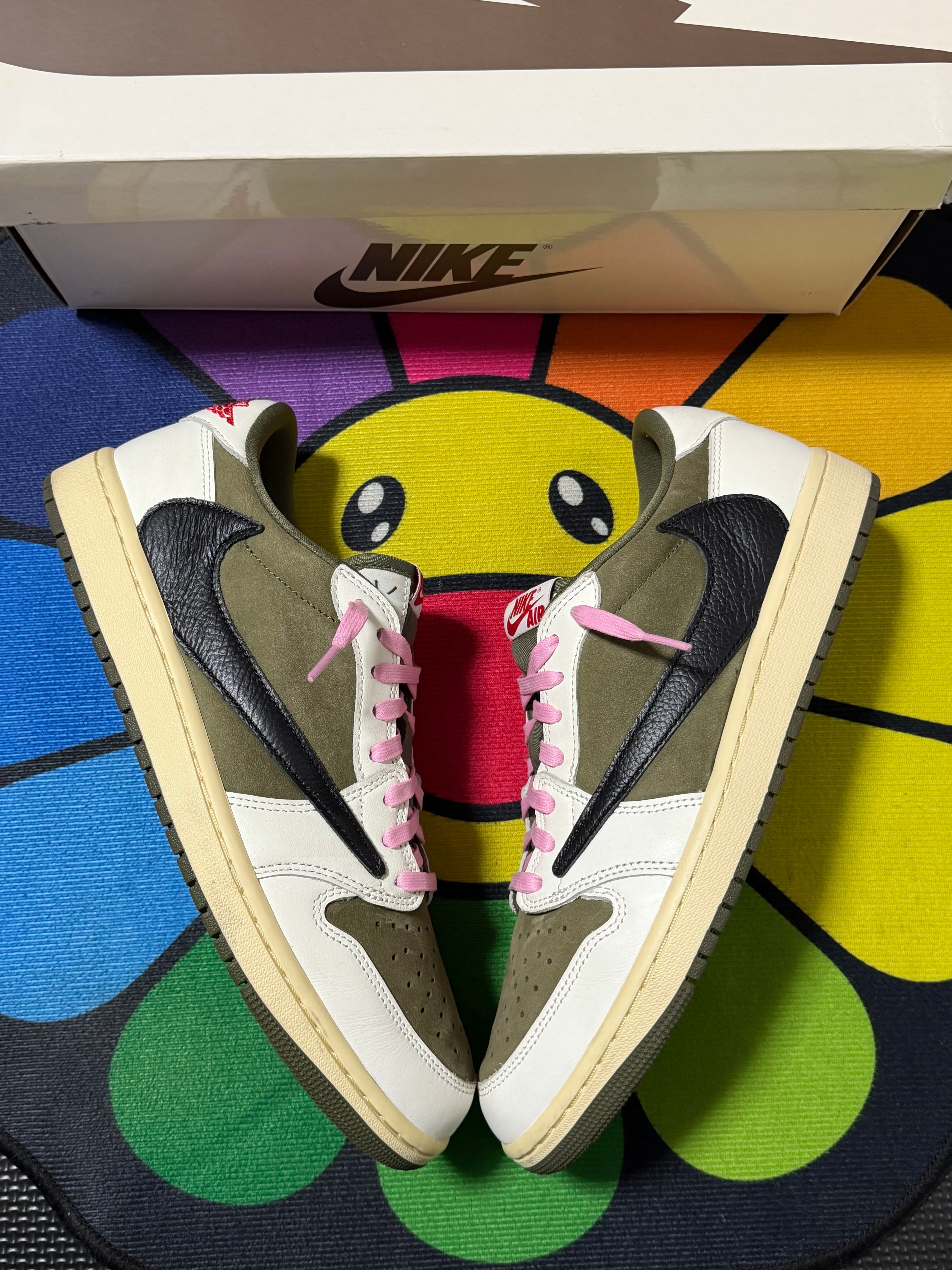 Travis Scott × Nike Air Jordan 1 Low OG SP "Reverse Olive"