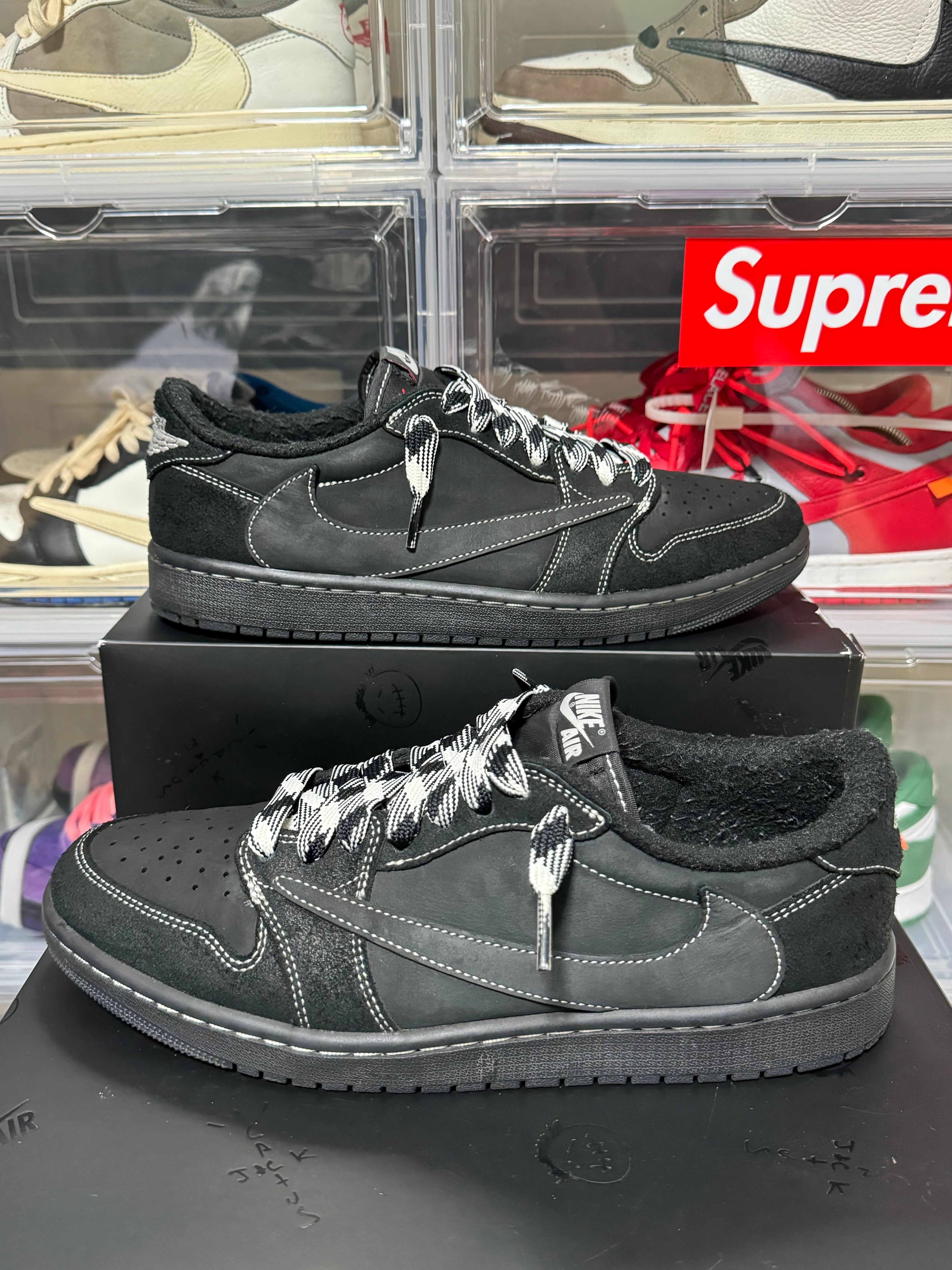 Travis Scott × Nike Air Jordan 1 Low OG SP "Black Phantom"