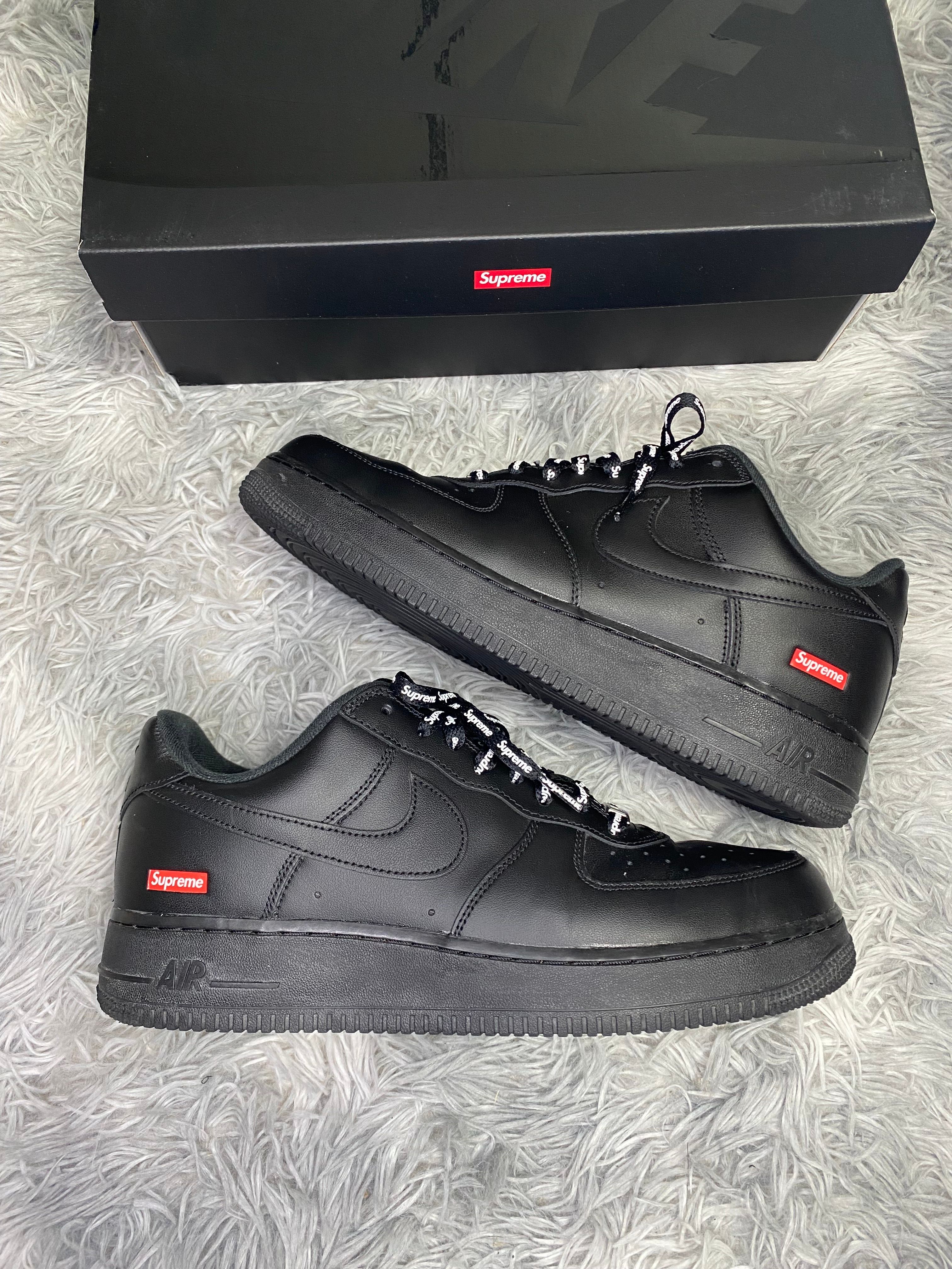 Supreme × Nike Air Force 1 Low "Black"