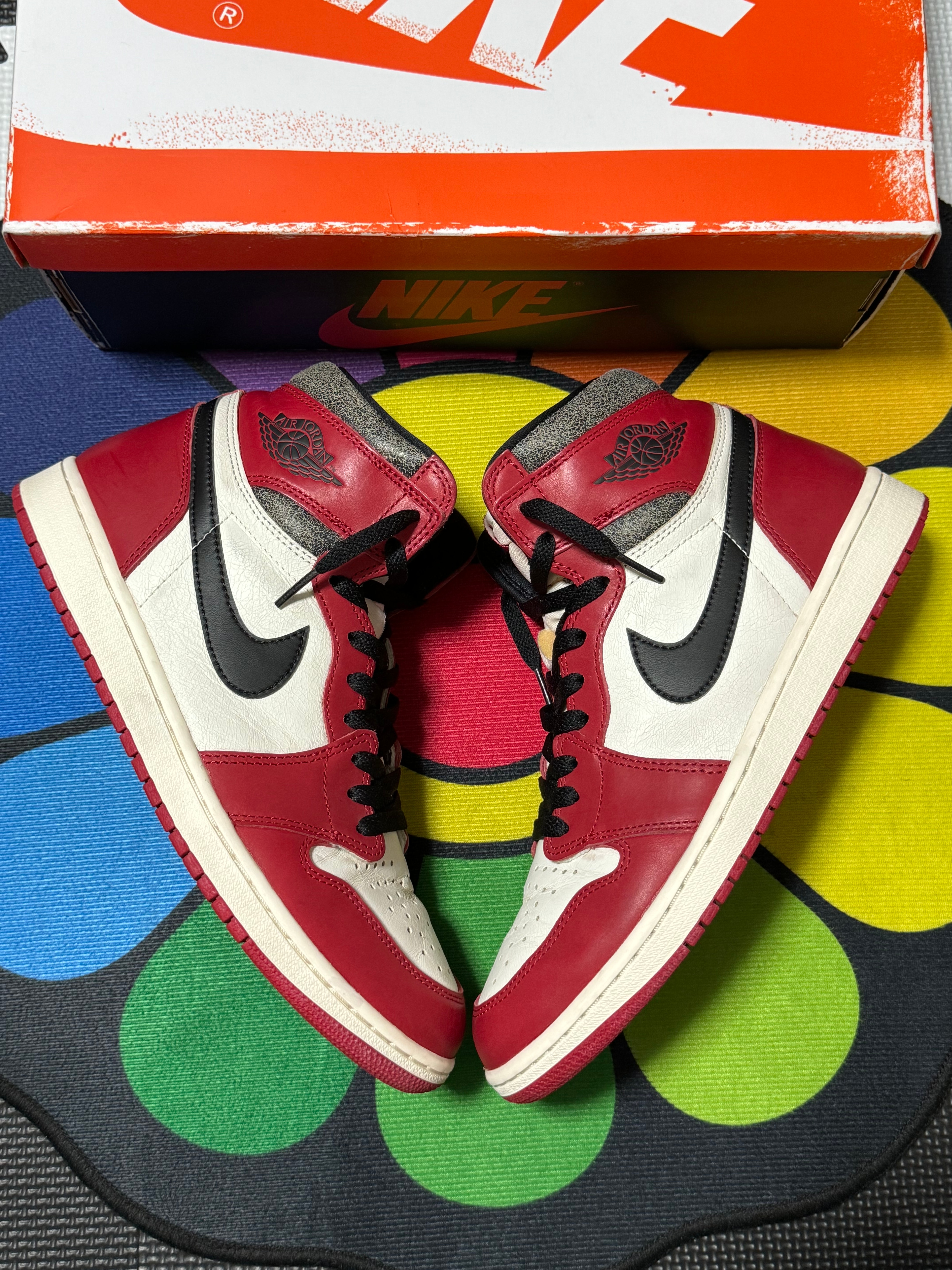 Nike Air Jordan 1 High OG "Lost & Found/Chicago"