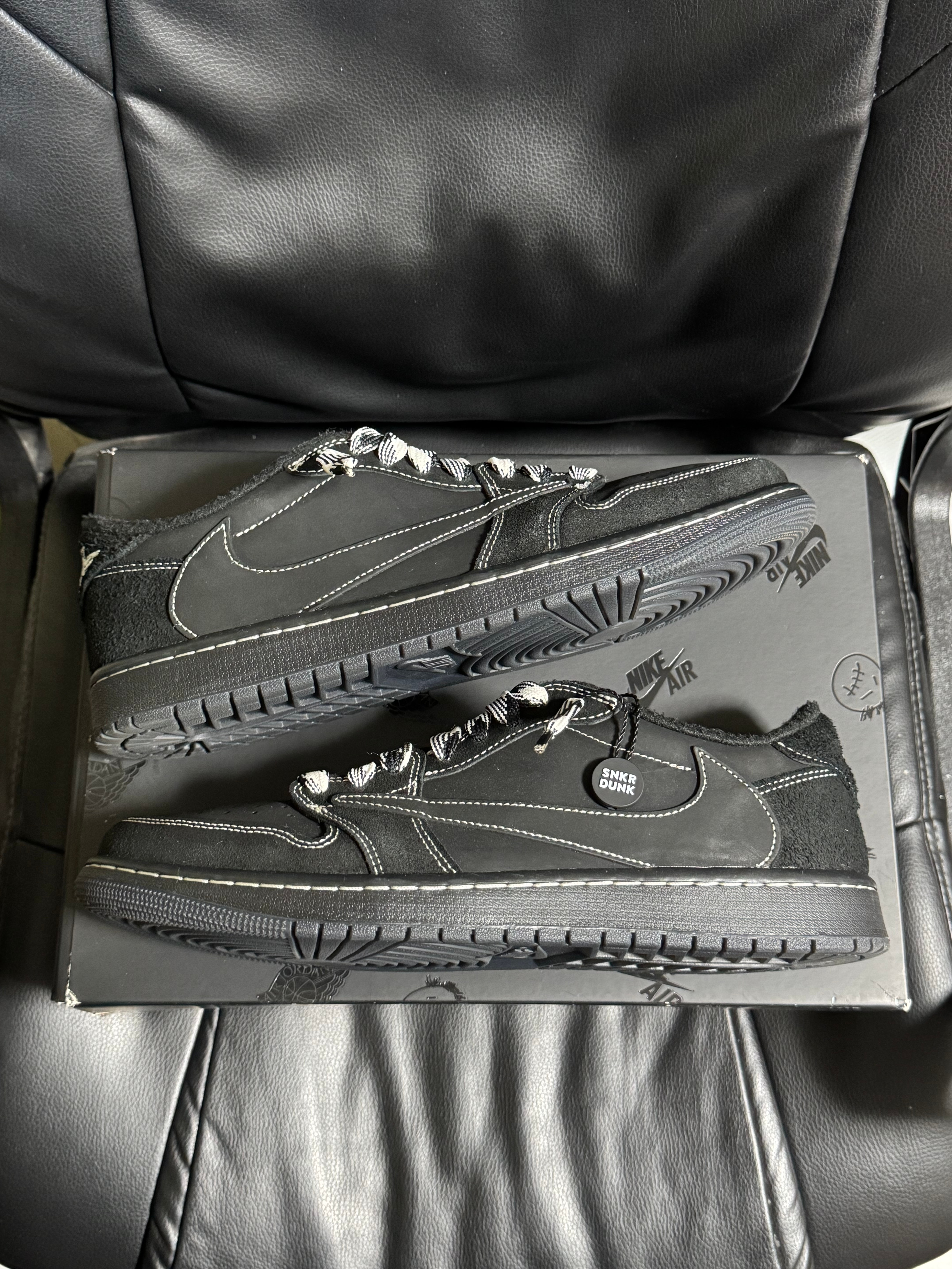 Travis Scott × Nike Air Jordan 1 Low OG SP "Black Phantom"