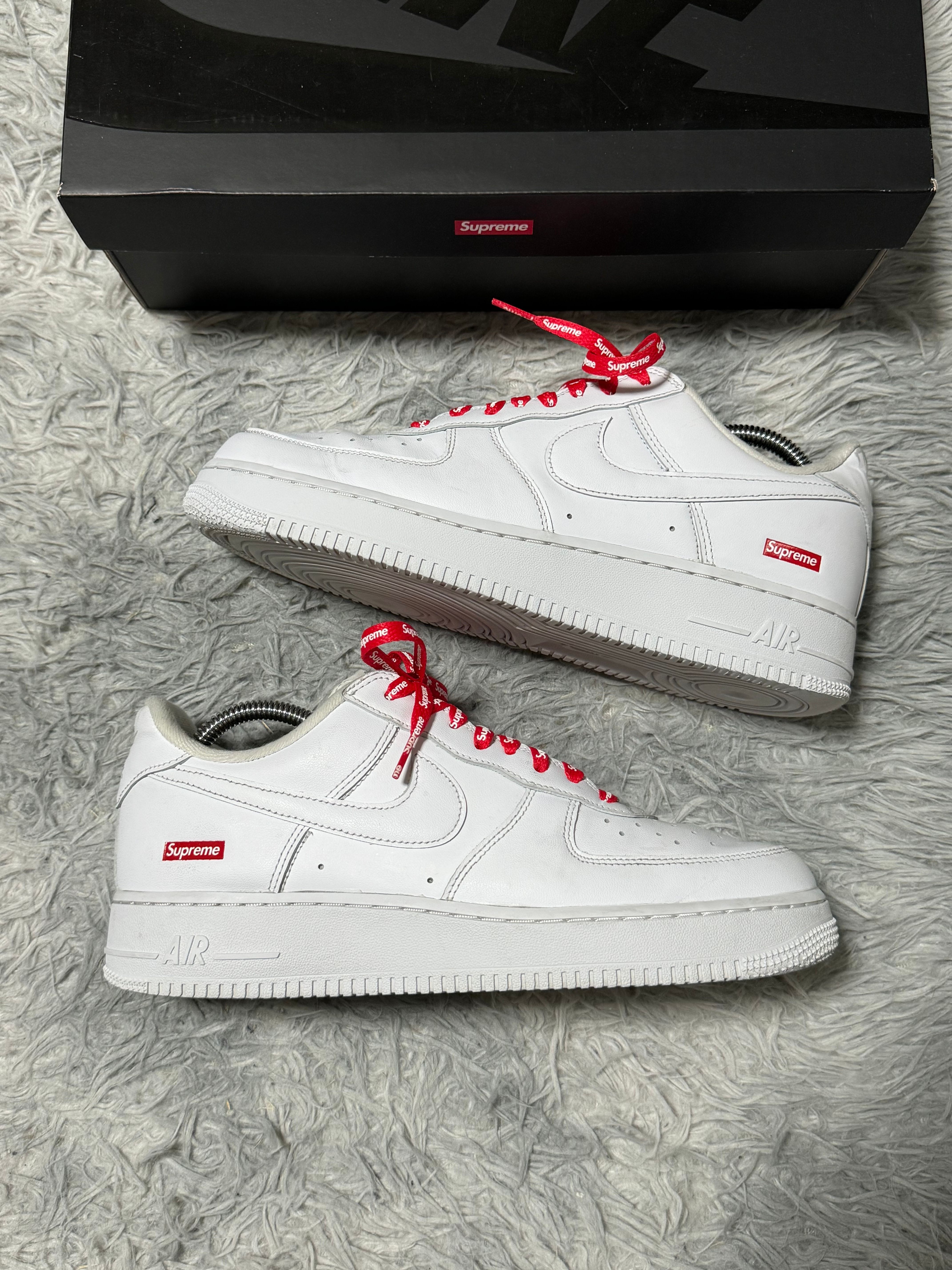 Supreme × Nike Air Force 1 Low "White"