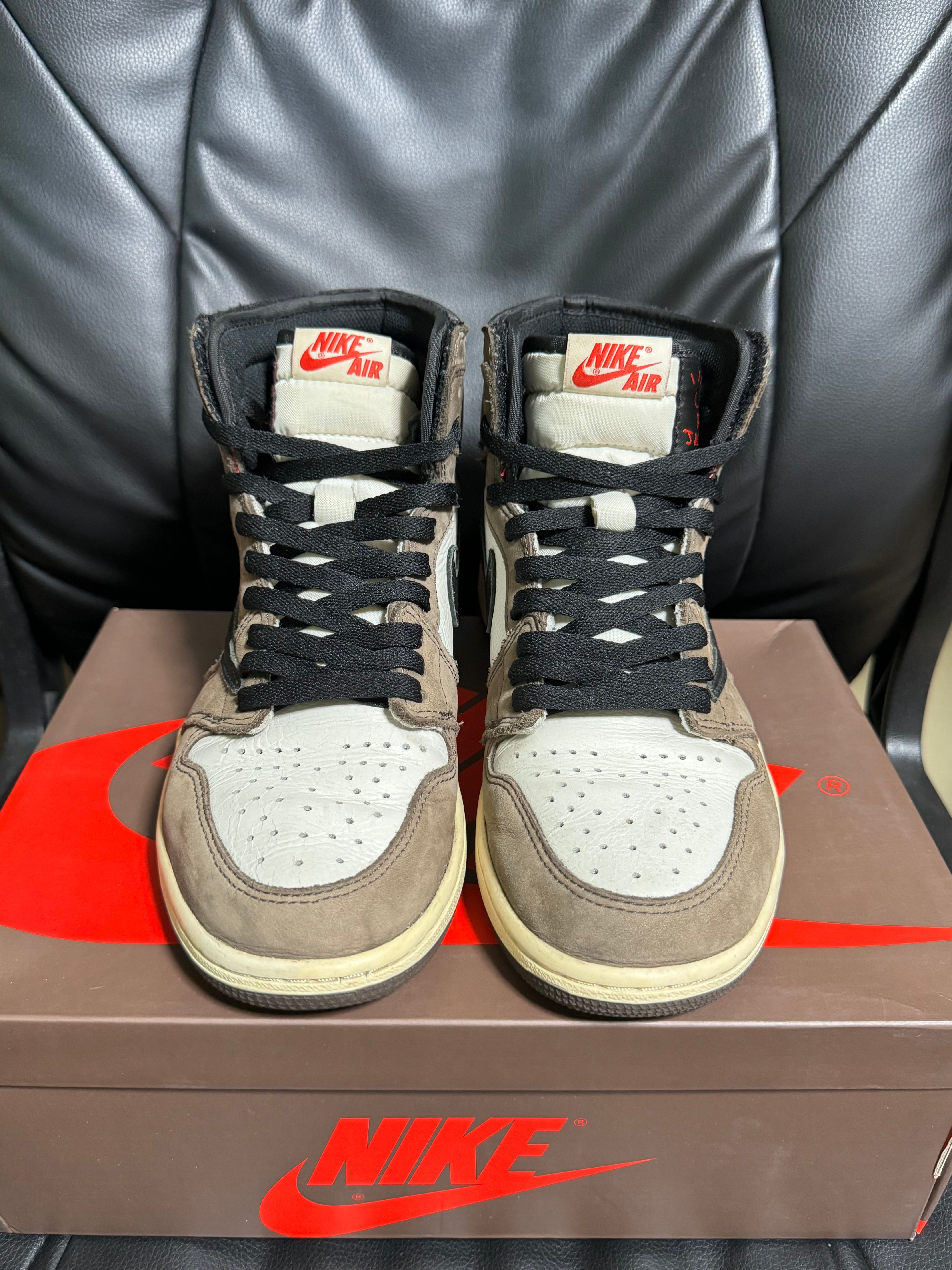 Travis Scott × Nike Air Jordan 1 Retro High OG TS SP "Sail/Dark Mocha"