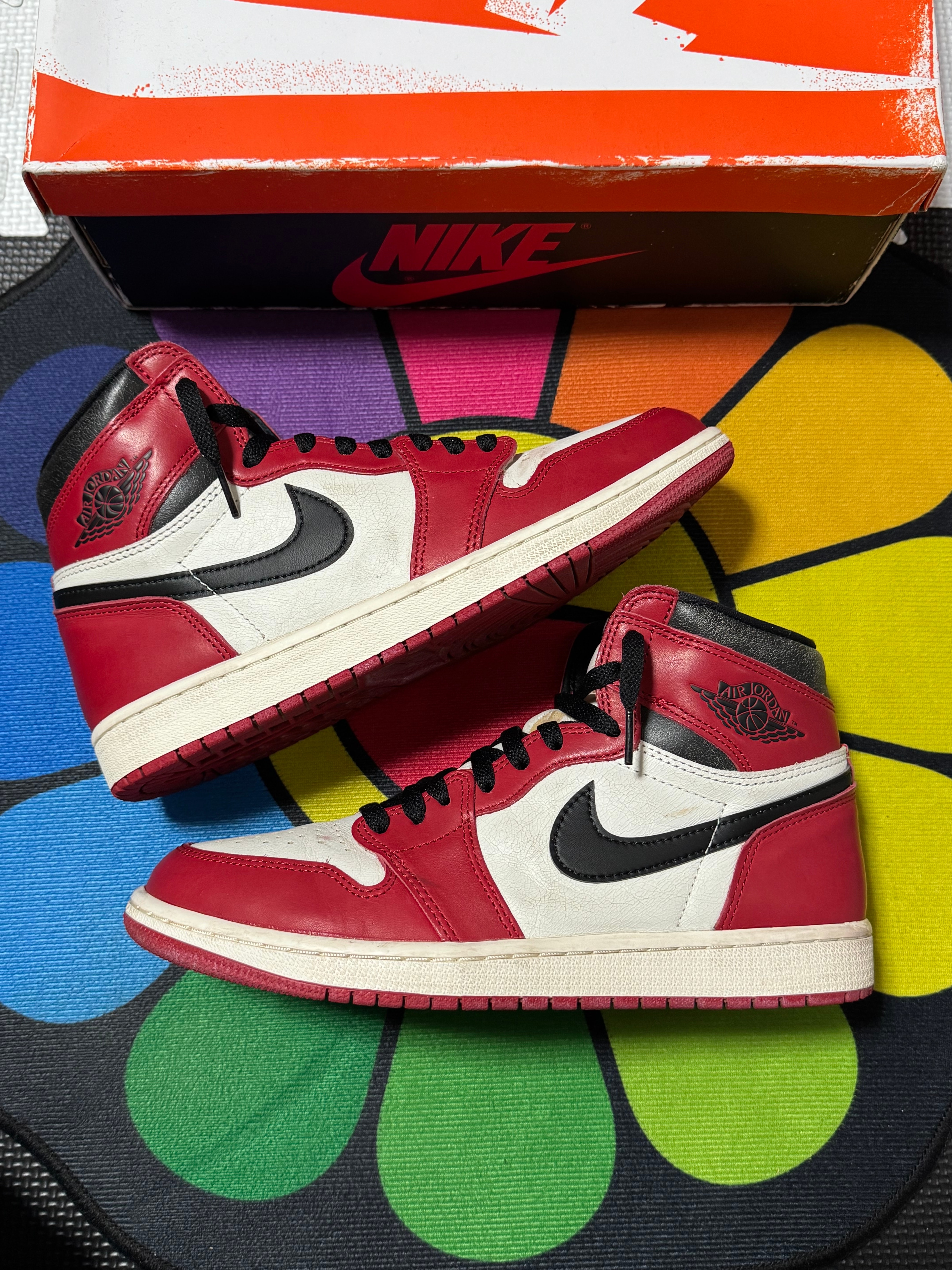 Nike Air Jordan 1 High OG "Lost & Found/Chicago"