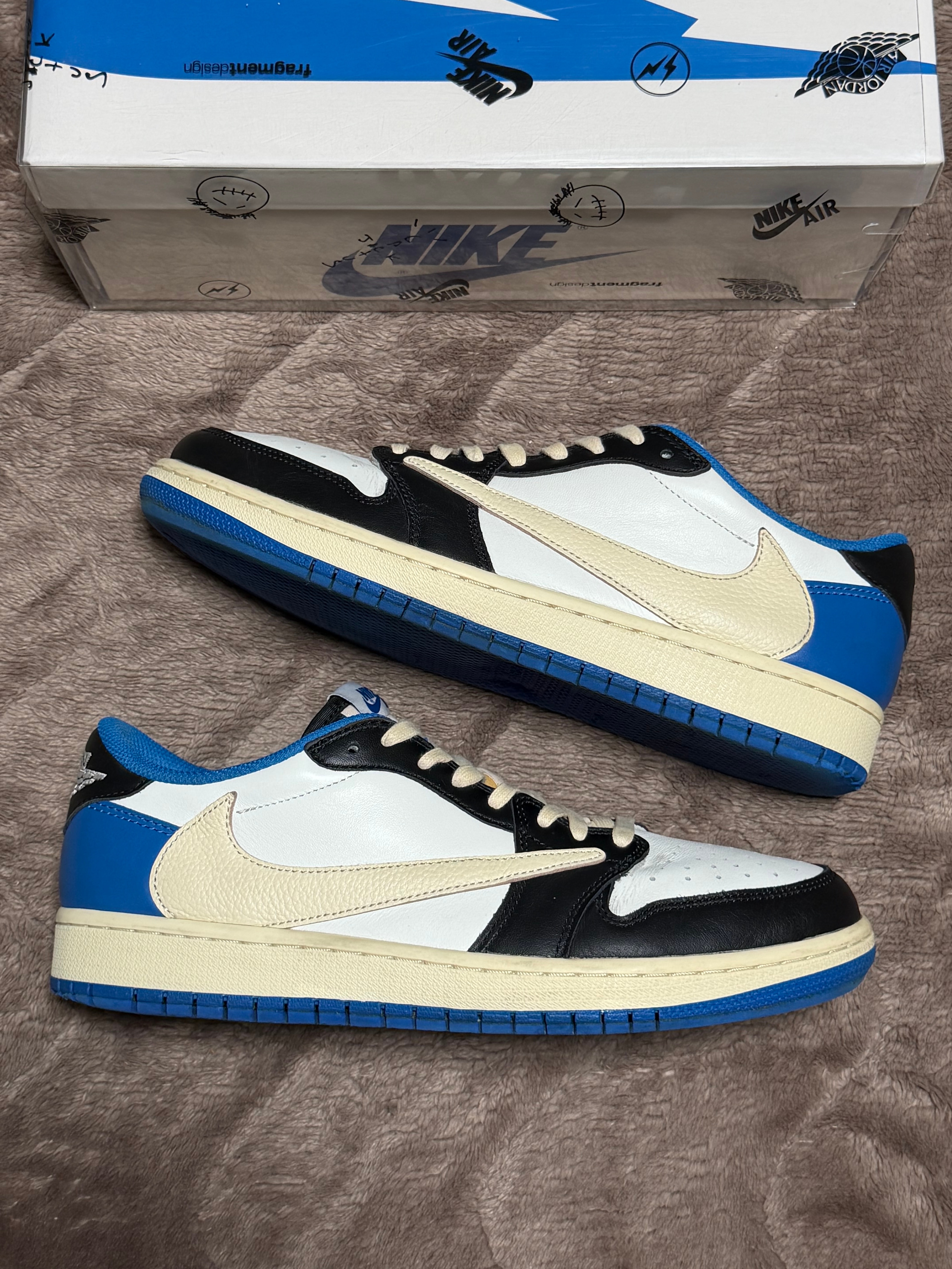 Travis Scott × fragment design × Nike Air Jordan 1 Low OG SP "Military Blue"