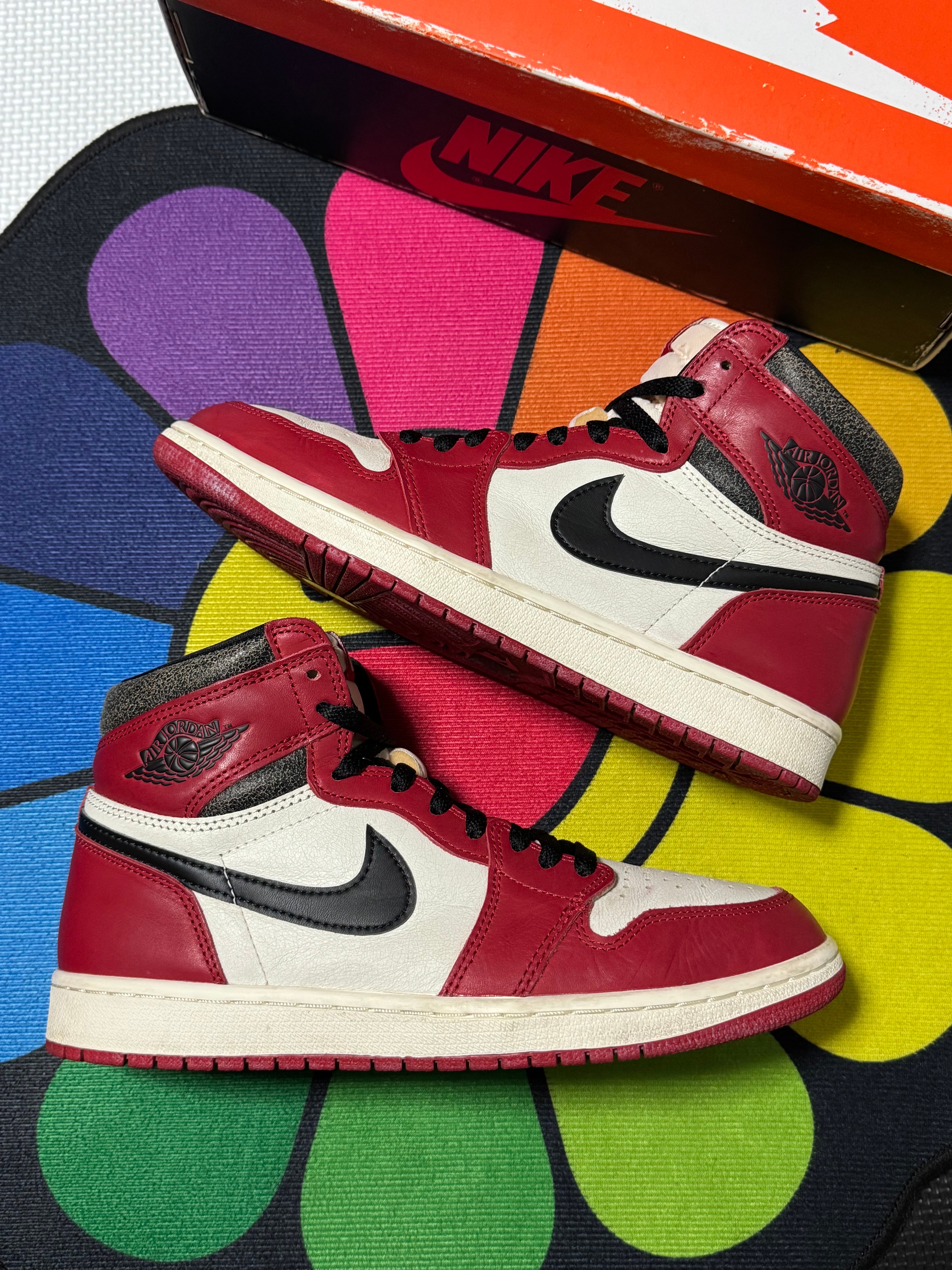 Nike Air Jordan 1 High OG "Lost & Found/Chicago"