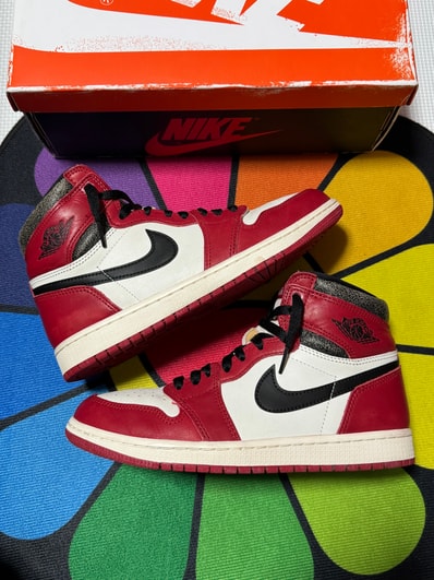 Nike Air Jordan 1 High OG "Lost & Found/Chicago"
