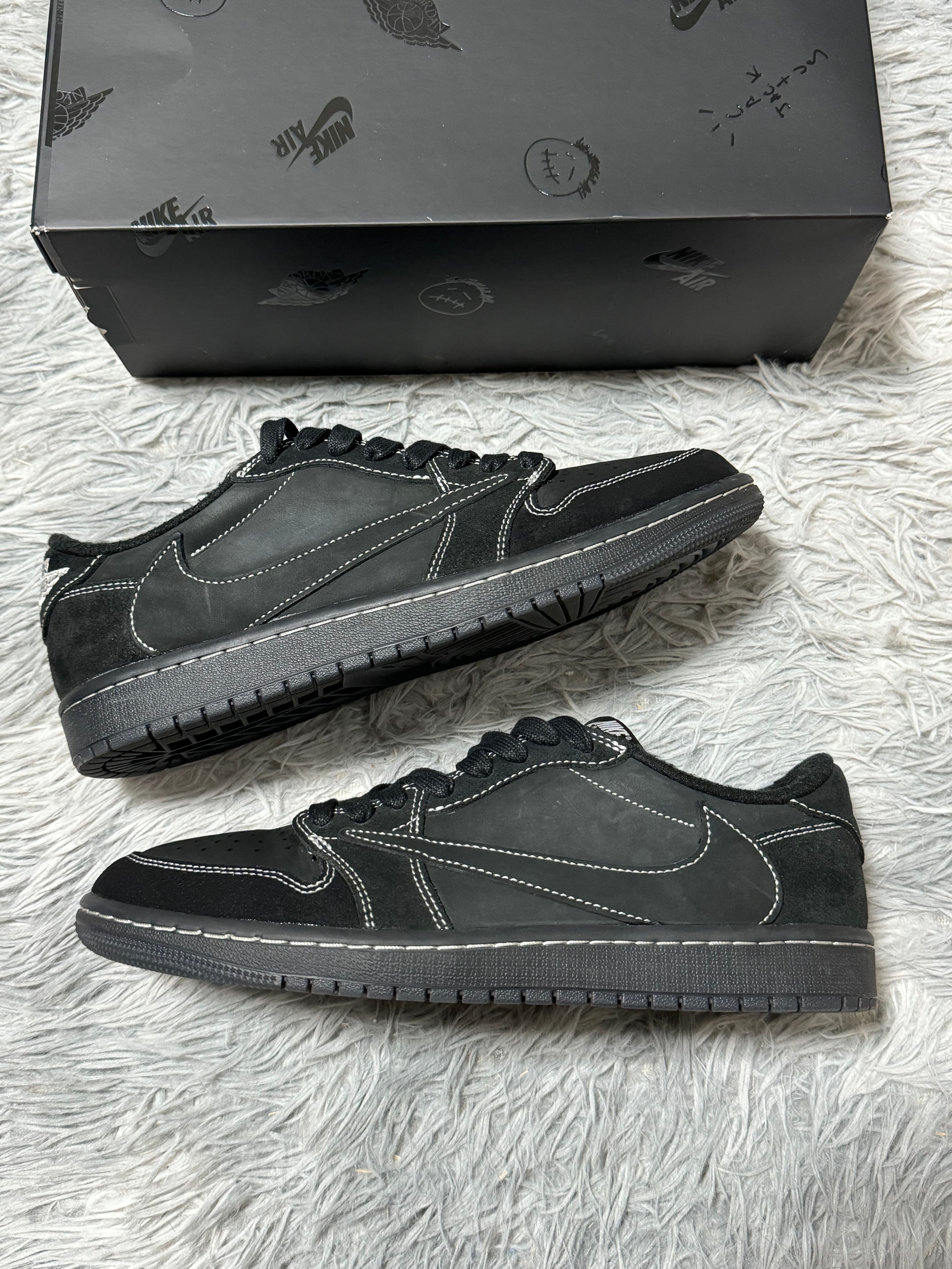Travis Scott × Nike Air Jordan 1 Low OG SP "Black Phantom"