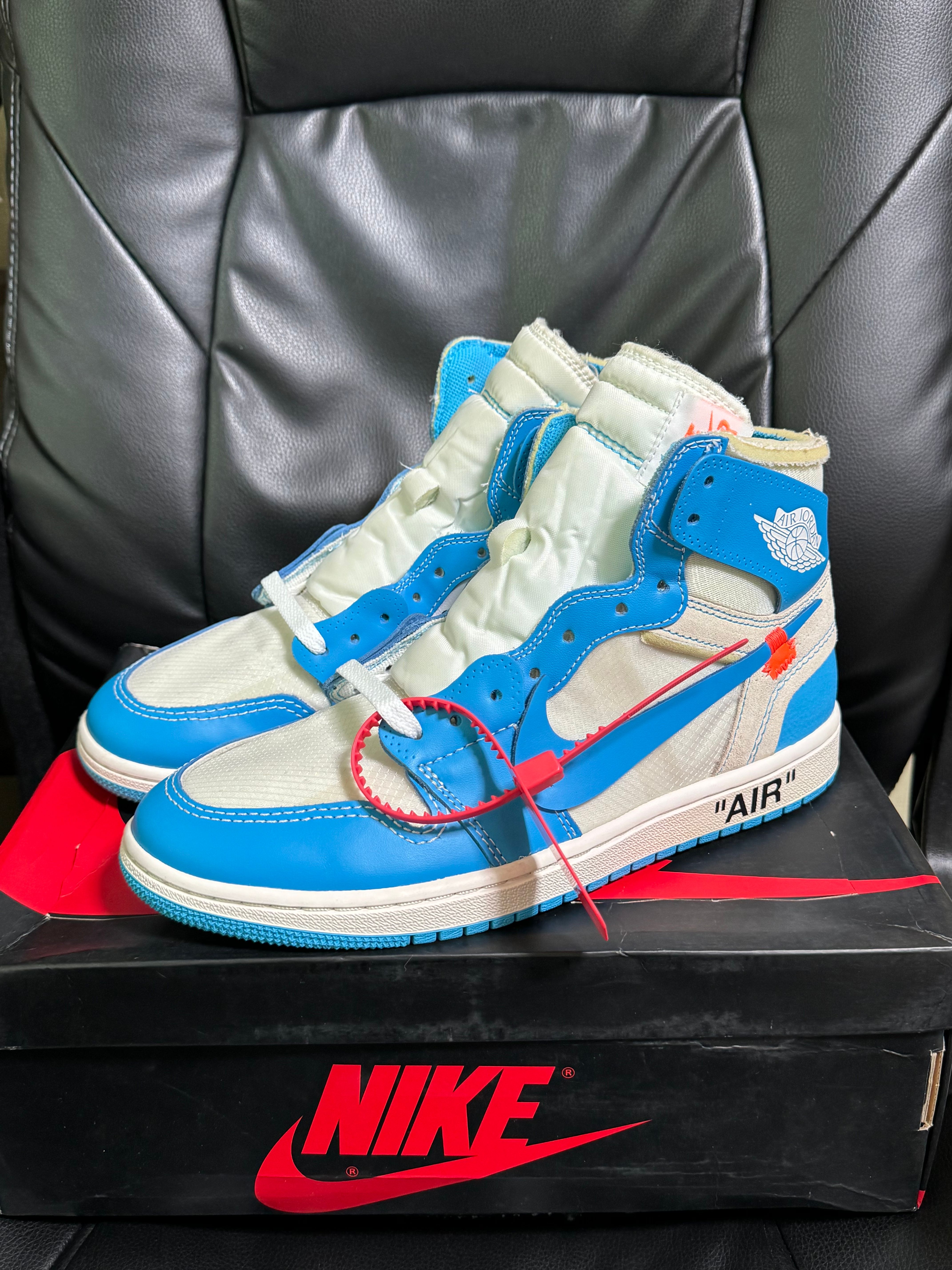 Off-White × Nike Air Jordan 1 High UNC "White/Dark Powder Blue"