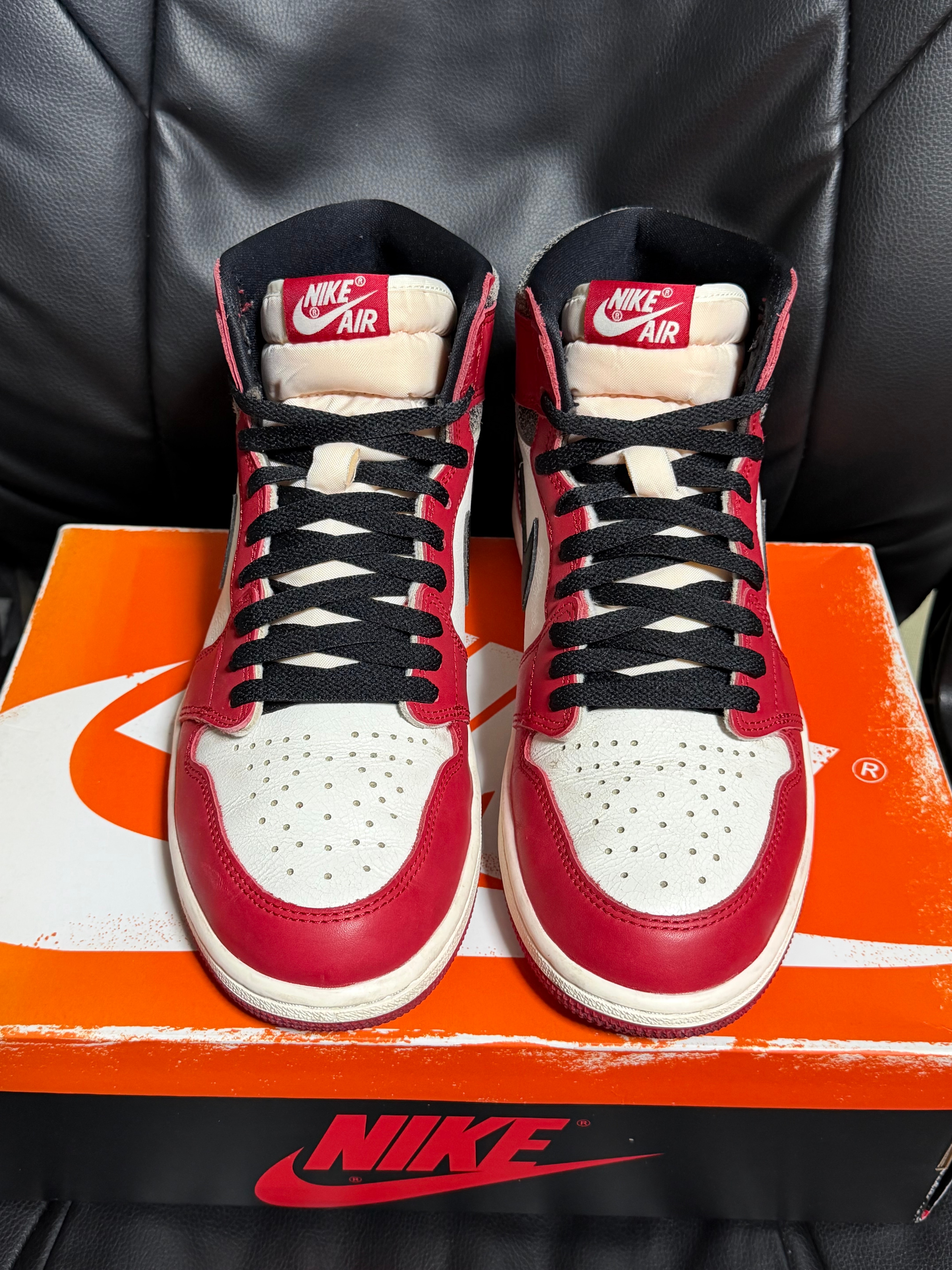 Nike Air Jordan 1 High OG "Lost & Found/Chicago"