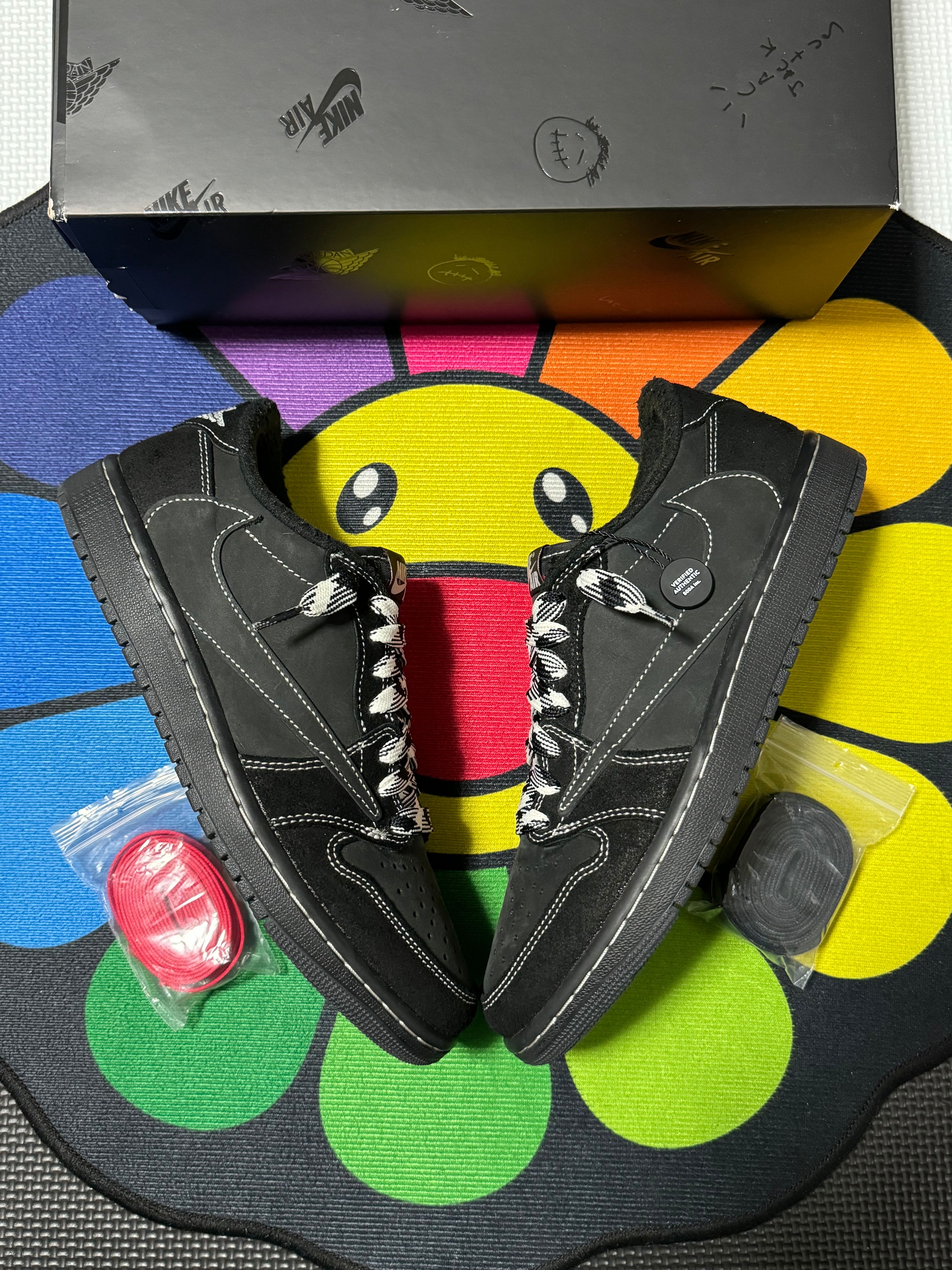 Travis Scott × Nike Air Jordan 1 Low OG SP "Black Phantom"