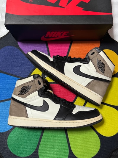 Nike Air Jordan 1 High OG "Sail/Dark Mocha/Black"