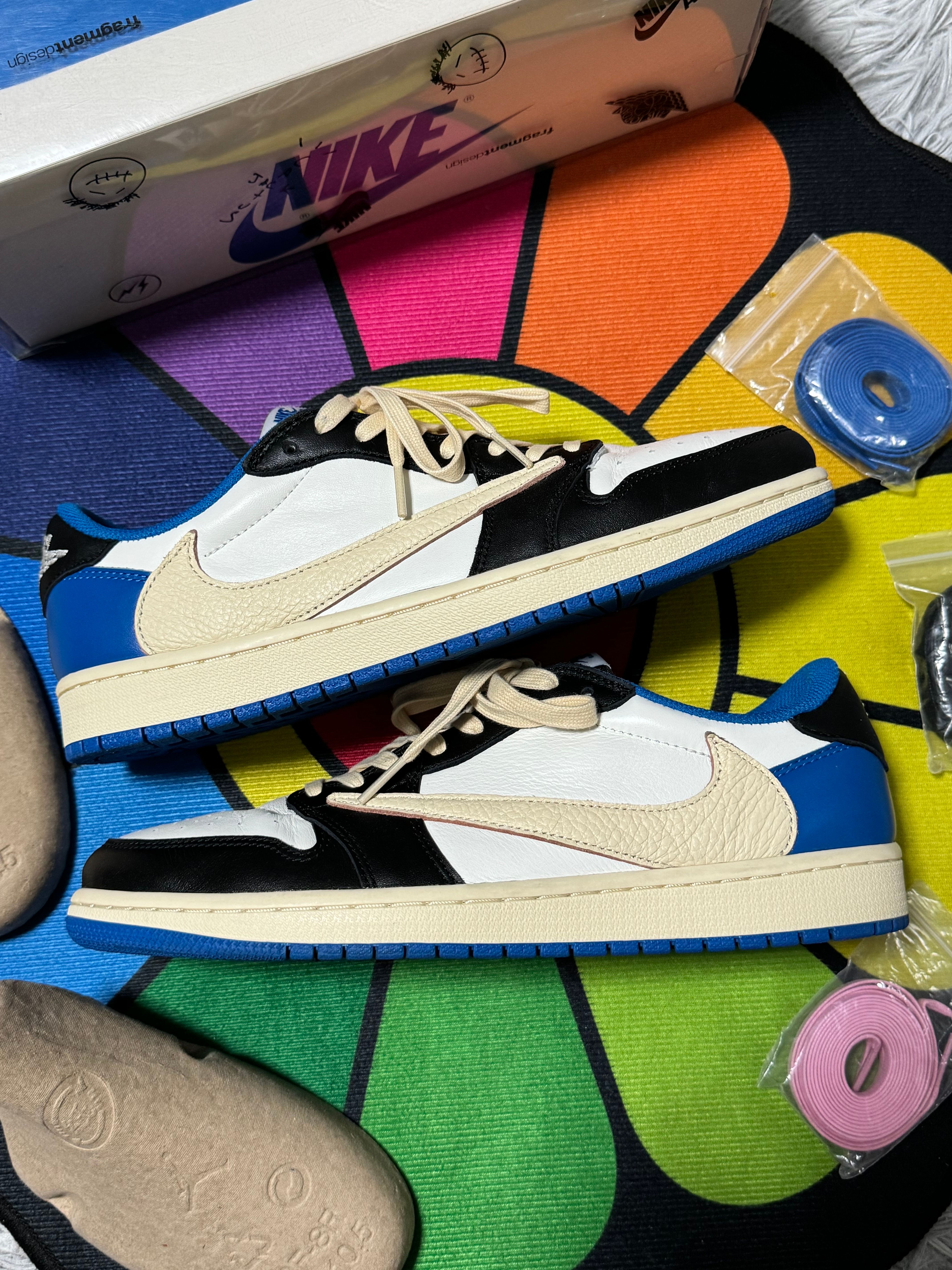 Travis Scott × fragment design × Nike Air Jordan 1 Low OG SP "Military Blue"