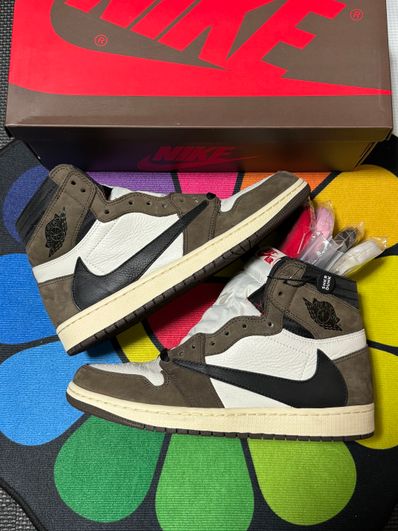 Travis Scott × Nike Air Jordan 1 Retro High OG TS SP "Sail/Dark Mocha"