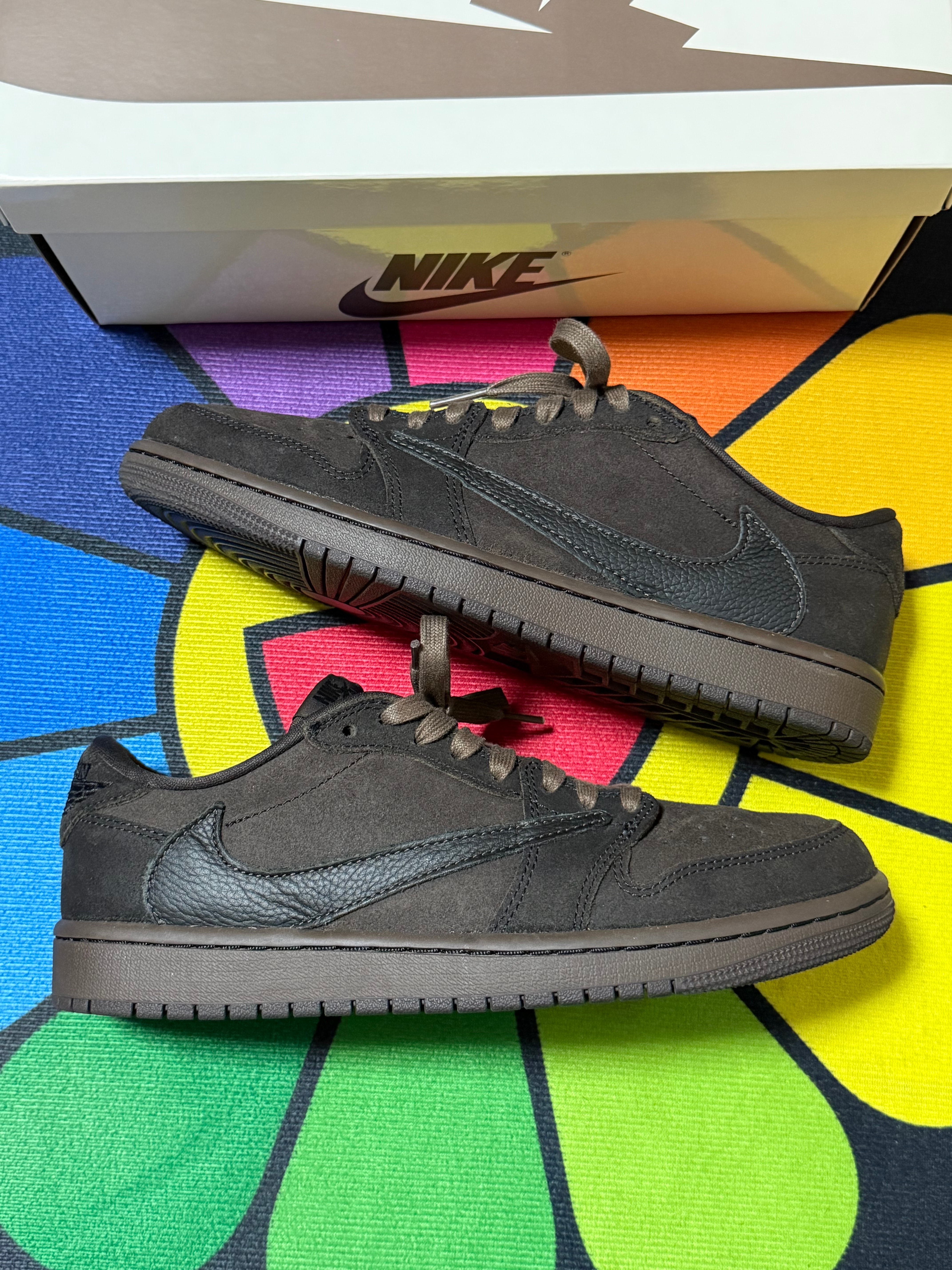 Travis Scott × Nike Air Jordan 1 Low OG SP "Velvet Brown and Dark Mocha"