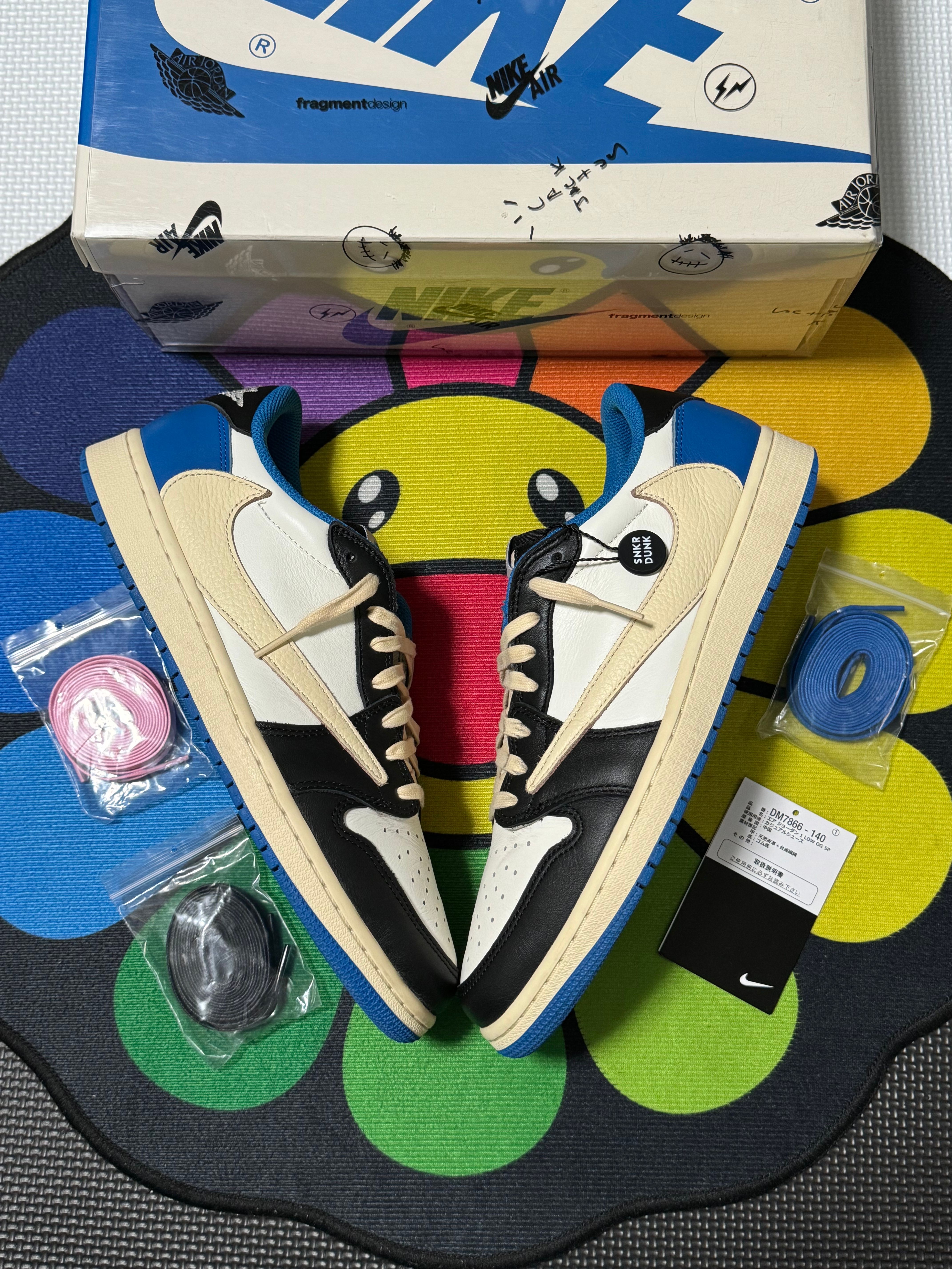 Travis Scott × fragment design × Nike Air Jordan 1 Low OG SP "Military Blue"