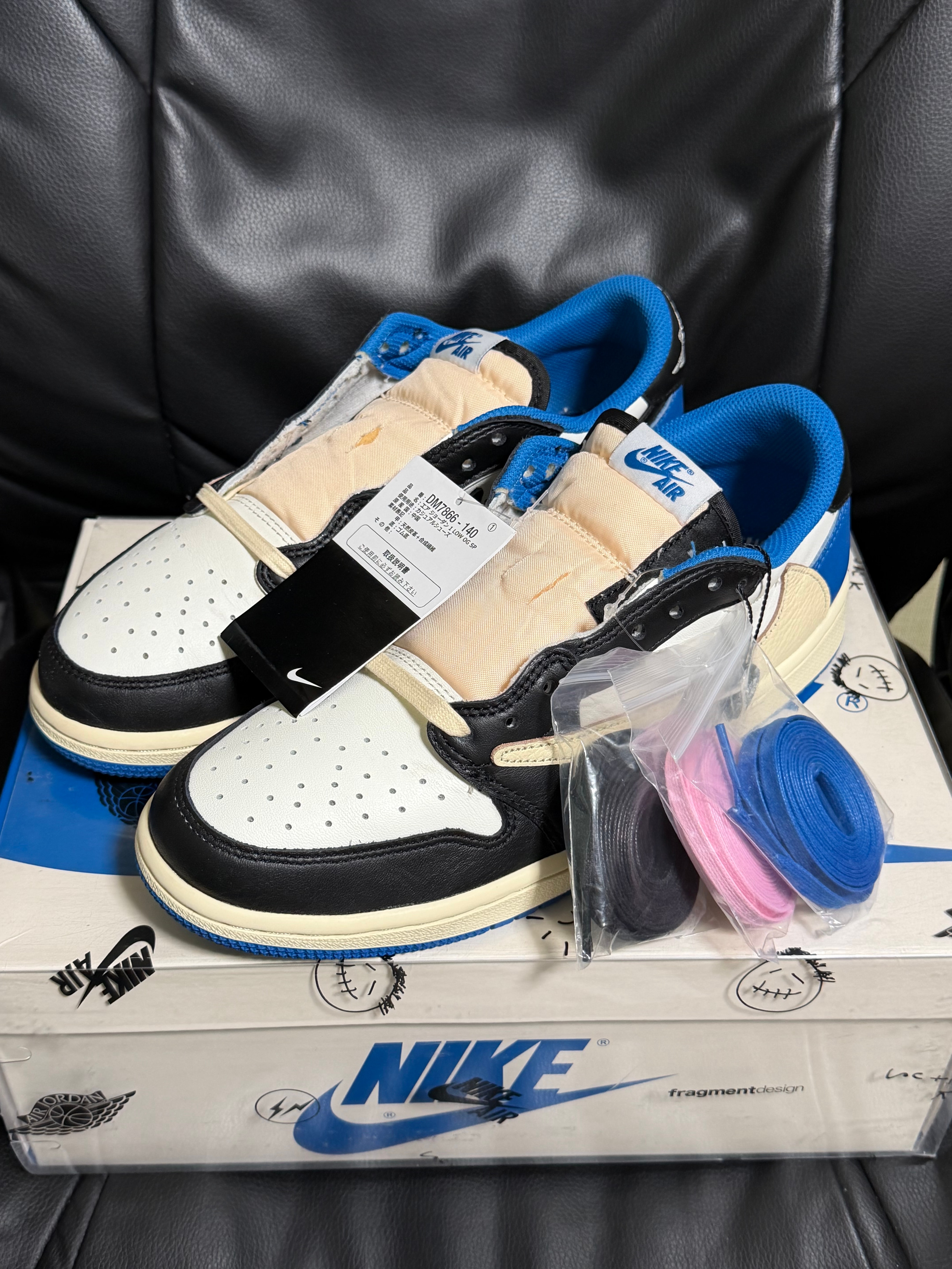 Travis Scott × fragment design × Nike Air Jordan 1 Low OG SP "Military Blue"