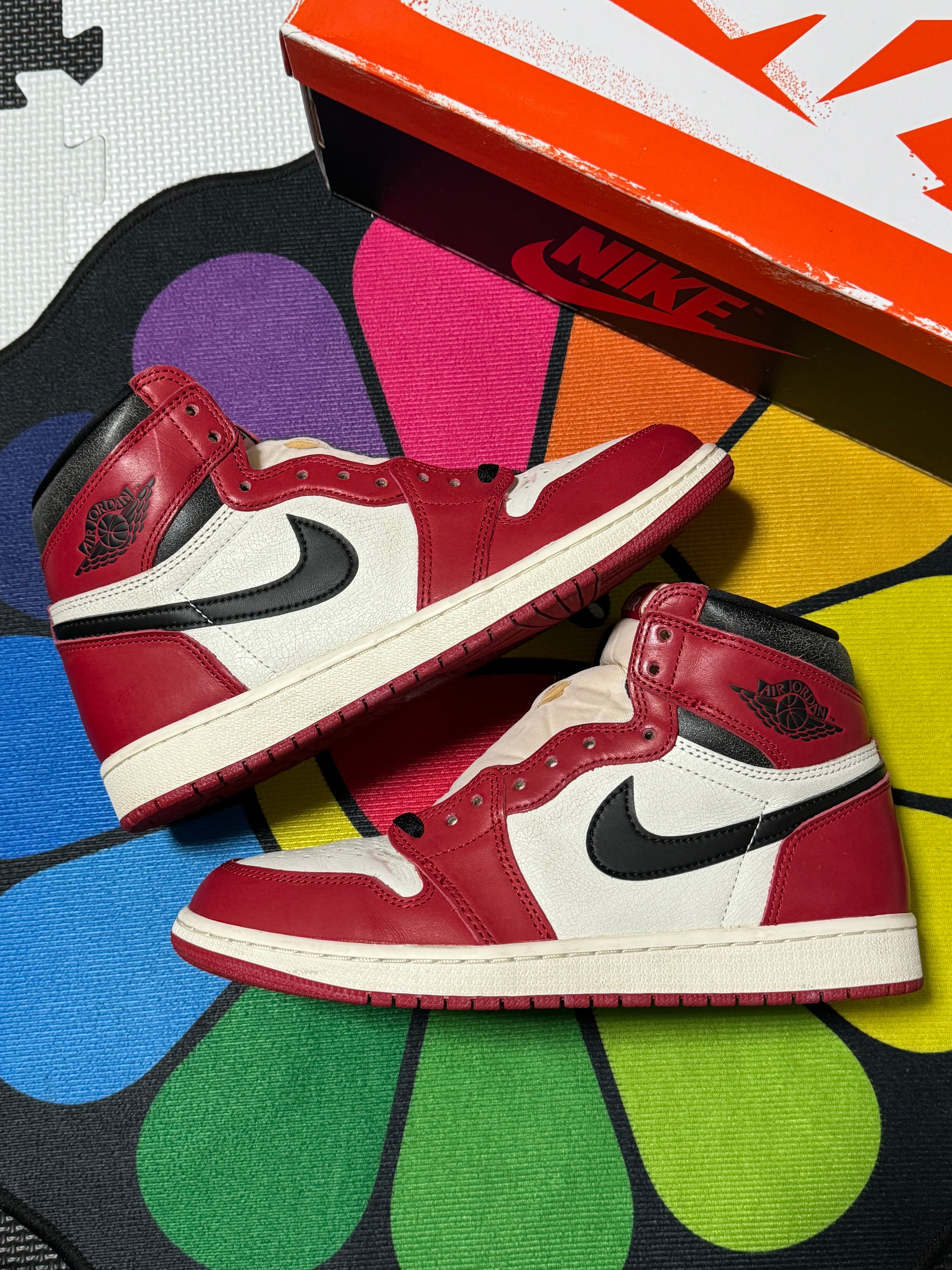 Nike Air Jordan 1 High OG "Lost & Found/Chicago"