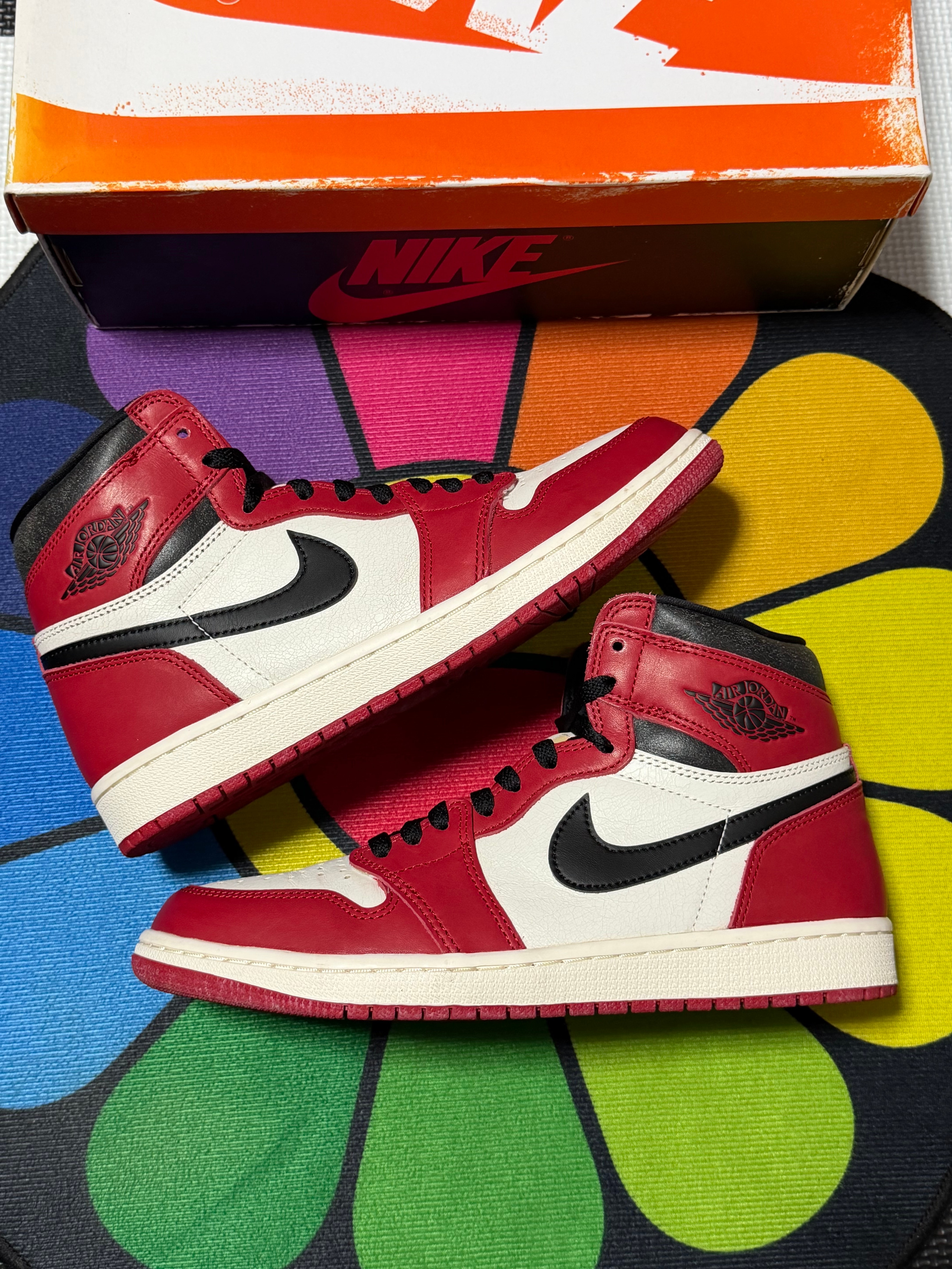 Nike Air Jordan 1 High OG "Lost & Found/Chicago"