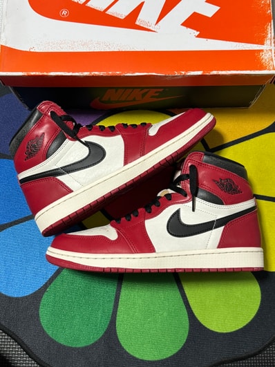 Nike Air Jordan 1 High OG "Lost & Found/Chicago"