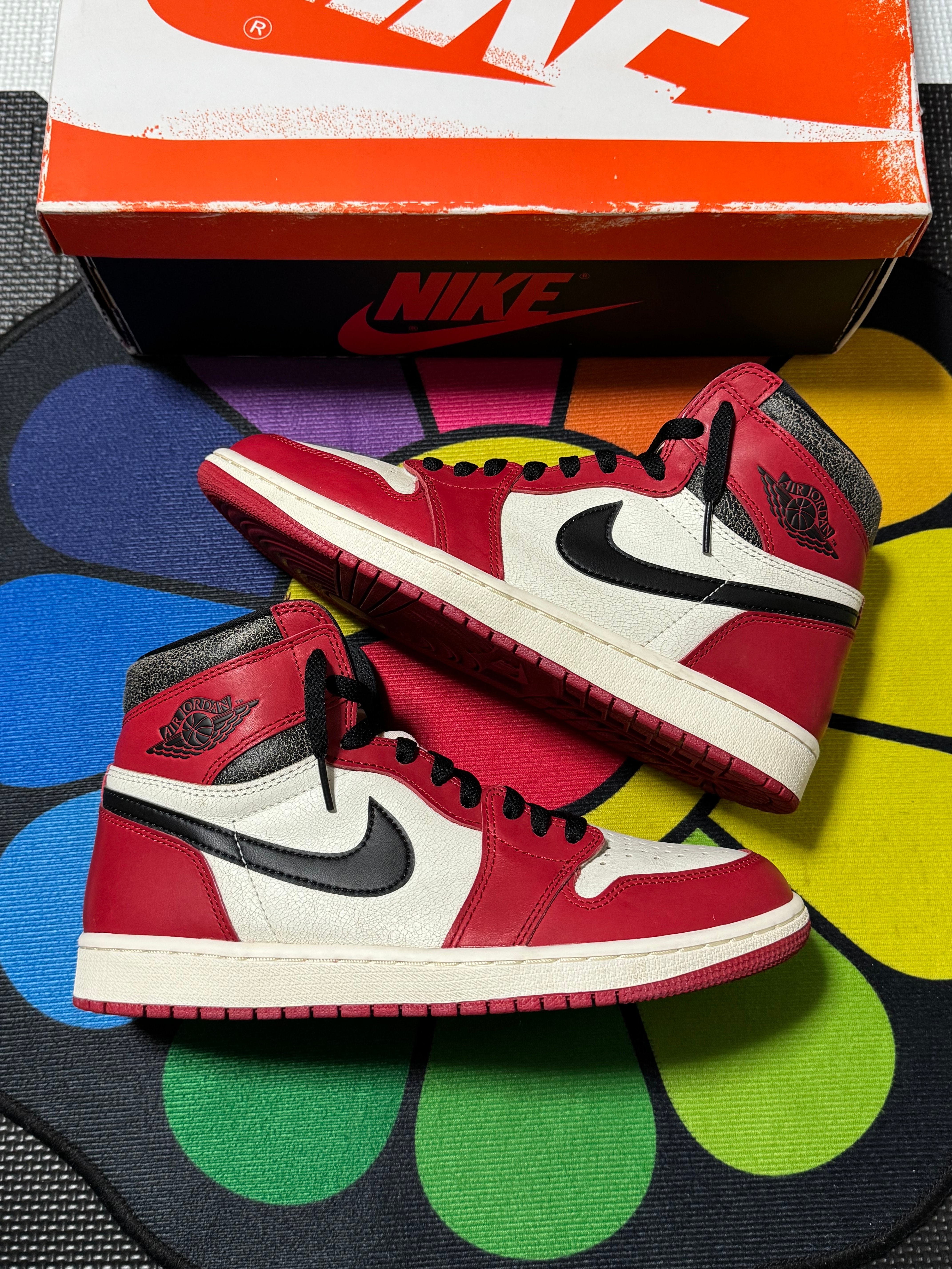 Nike Air Jordan 1 High OG "Lost & Found/Chicago"