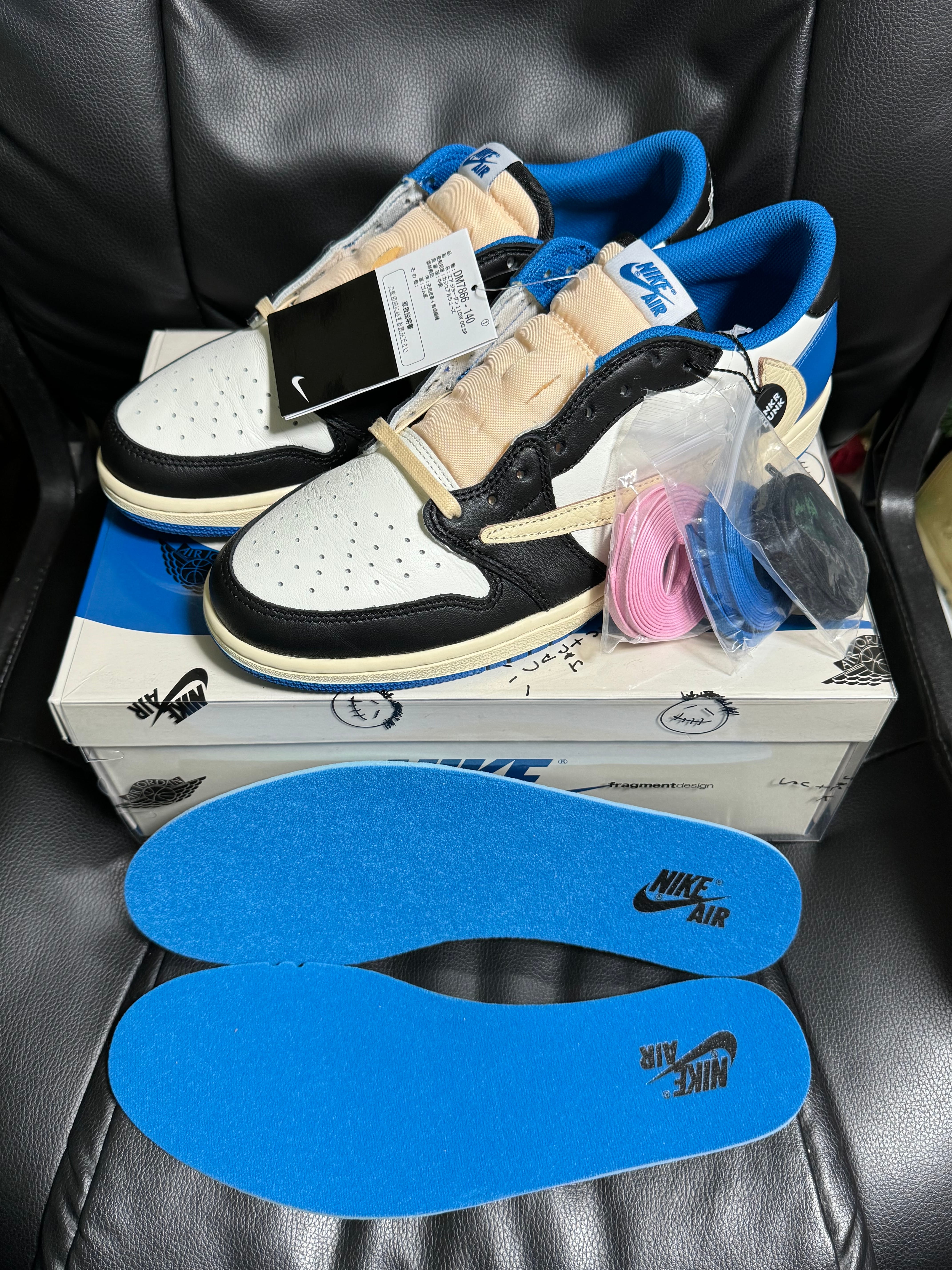 Travis Scott × fragment design × Nike Air Jordan 1 Low OG SP "Military Blue"
