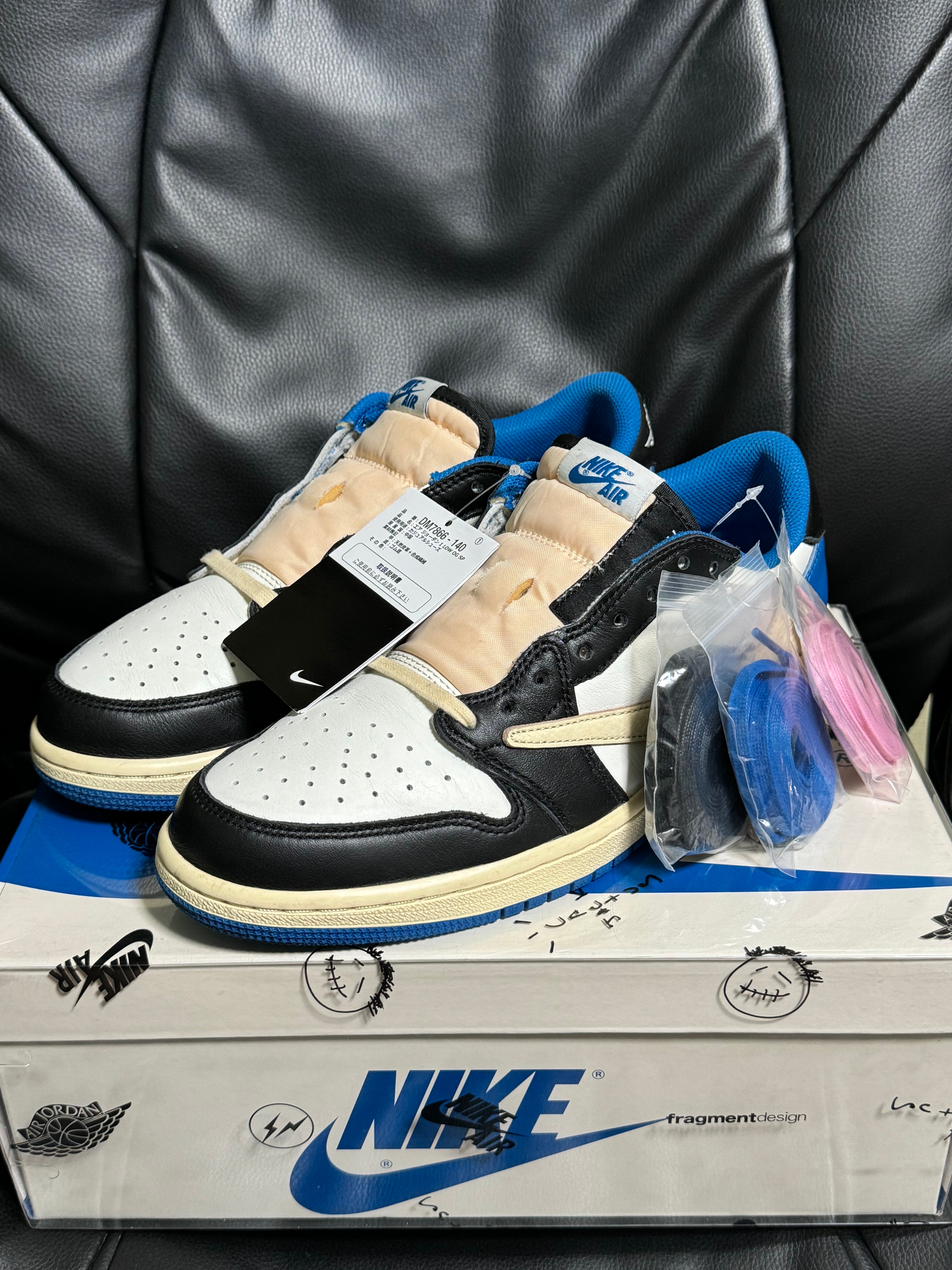 Travis Scott × fragment design × Nike Air Jordan 1 Low OG SP "Military Blue"