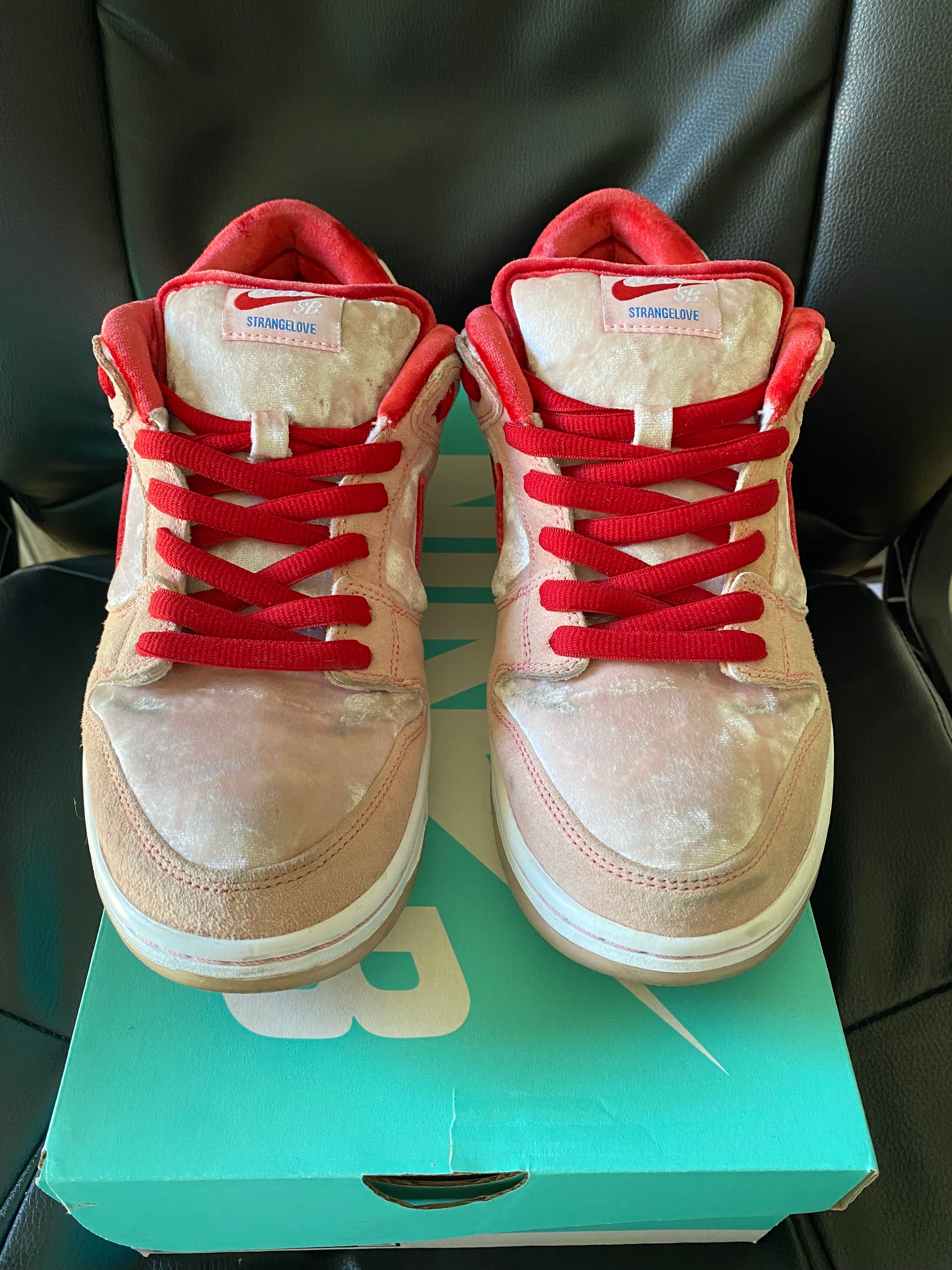 Strangelove × Nike SB Dunk Low "Valentine’s Day"