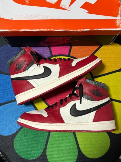 Nike Air Jordan 1 High OG "Lost & Found/Chicago"