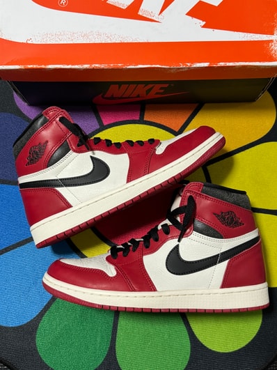 Nike Air Jordan 1 High OG "Lost & Found/Chicago"