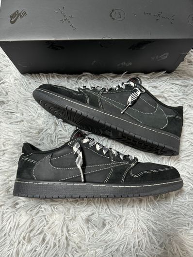 Travis Scott × Nike Air Jordan 1 Low OG SP "Black Phantom"