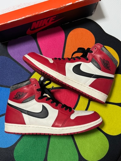 Nike Air Jordan 1 High OG "Lost & Found/Chicago"
