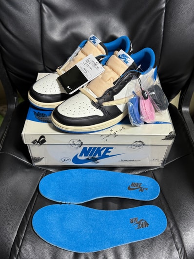 Travis Scott × fragment design × Nike Air Jordan 1 Low OG SP "Military Blue"