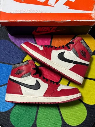 Nike Air Jordan 1 High OG "Lost & Found/Chicago"