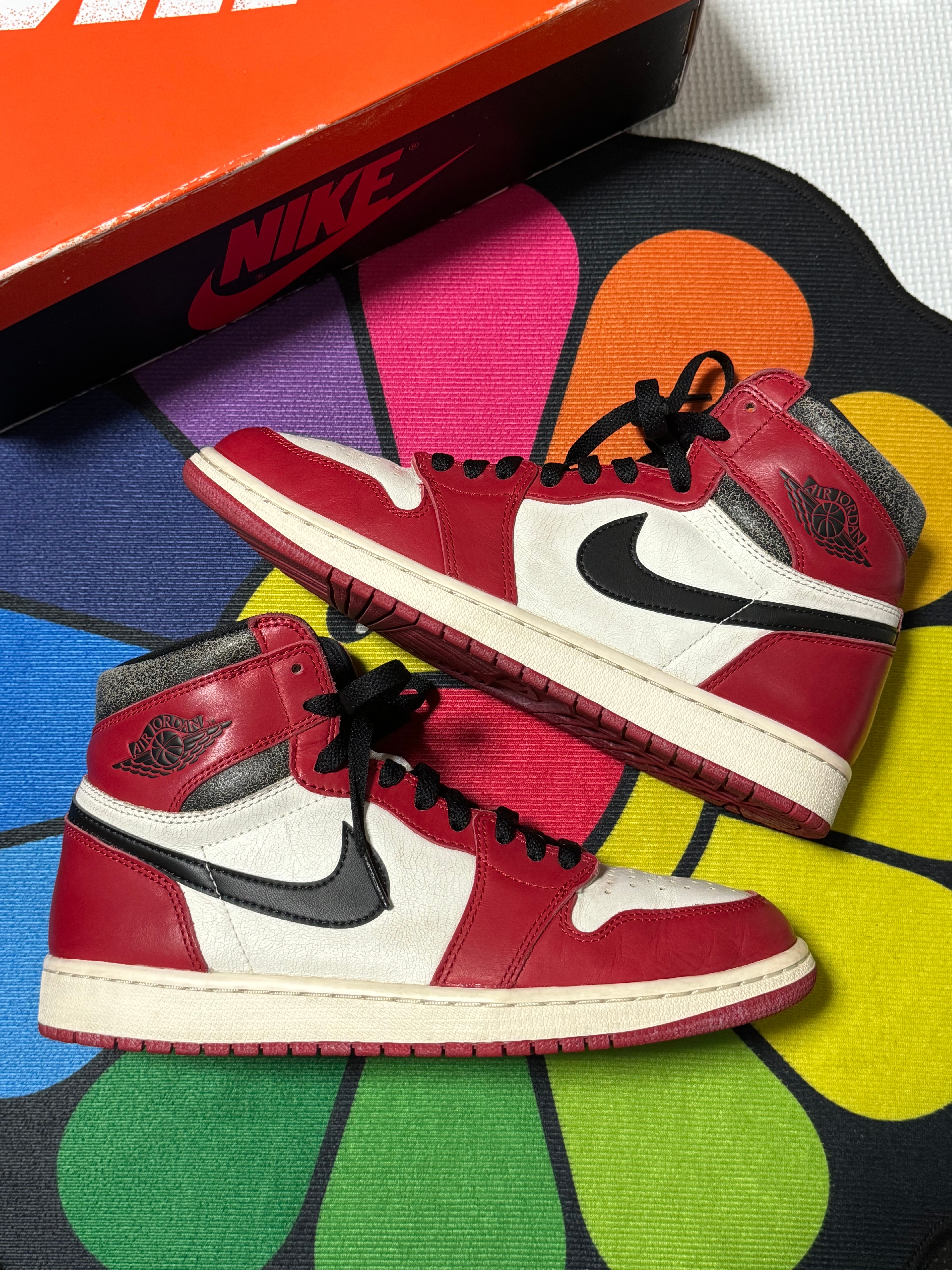 Nike Air Jordan 1 High OG "Lost & Found/Chicago"
