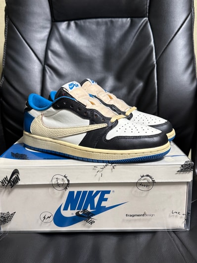 Travis Scott × fragment design × Nike Air Jordan 1 Low OG SP "Military Blue"