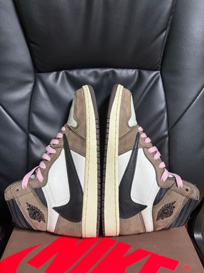 Travis Scott × Nike Air Jordan 1 Retro High OG TS SP "Sail/Dark Mocha"