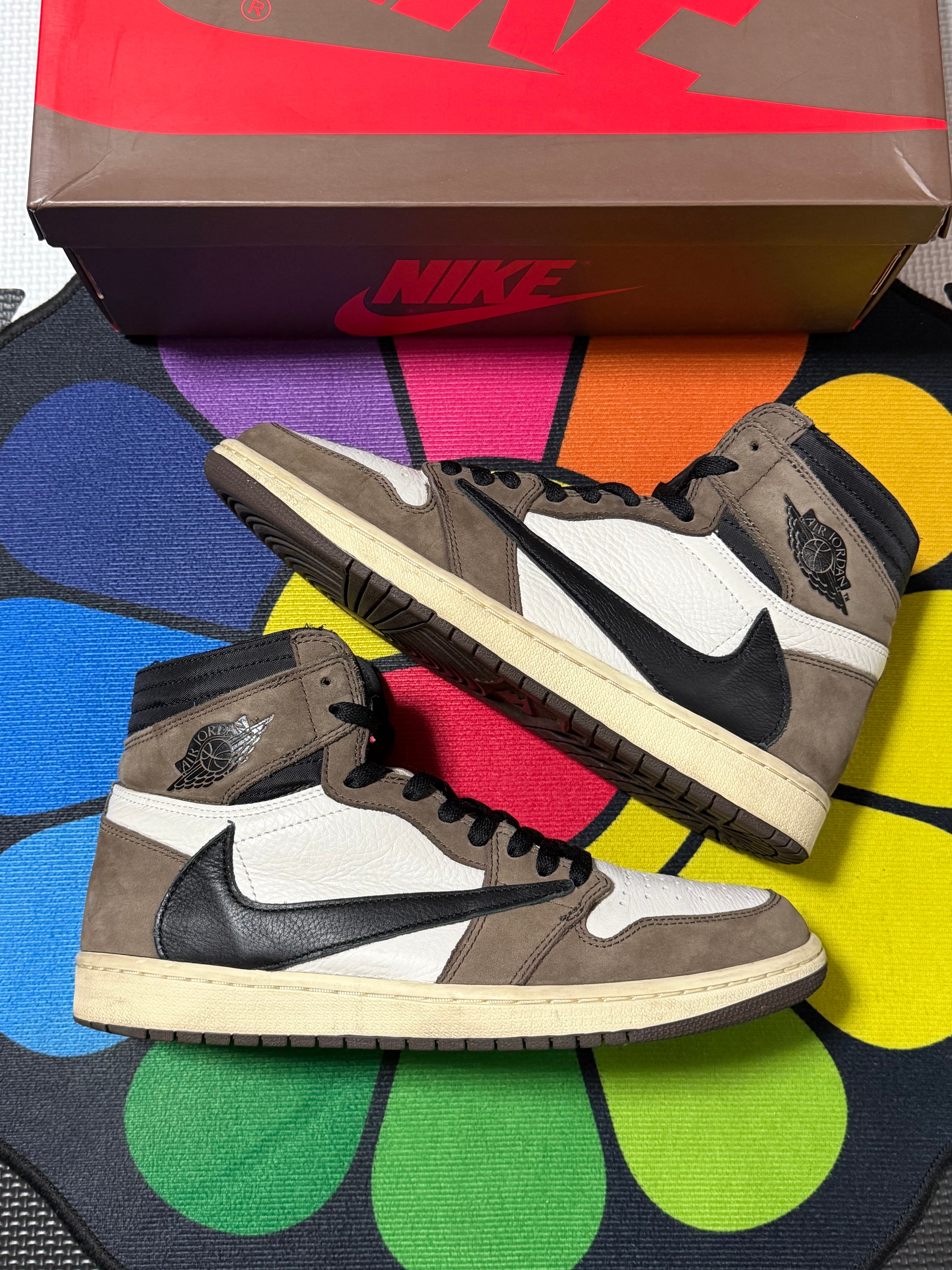 Travis Scott × Nike Air Jordan 1 Retro High OG TS SP "Sail/Dark Mocha"
