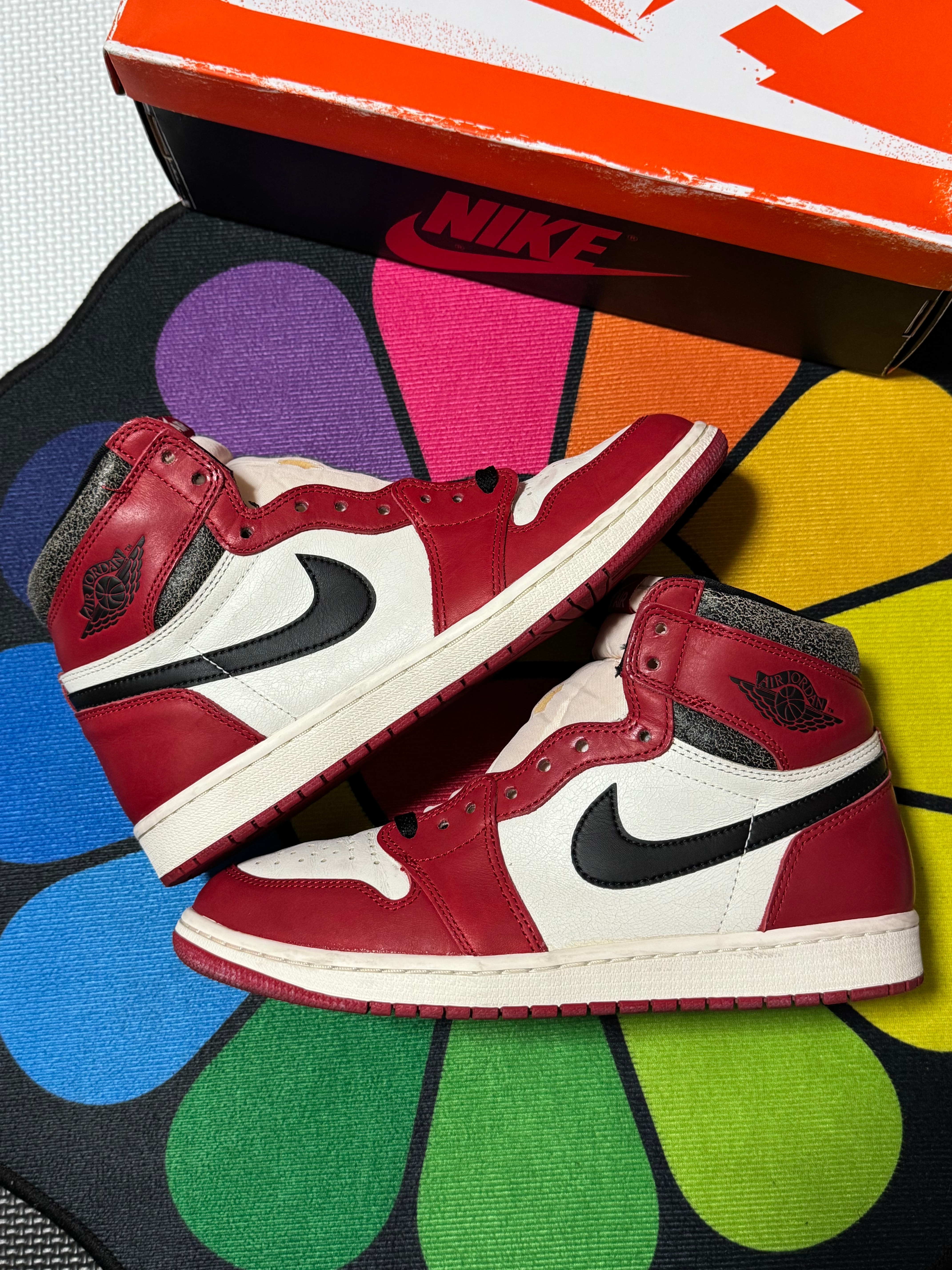 Nike Air Jordan 1 High OG "Lost & Found/Chicago"