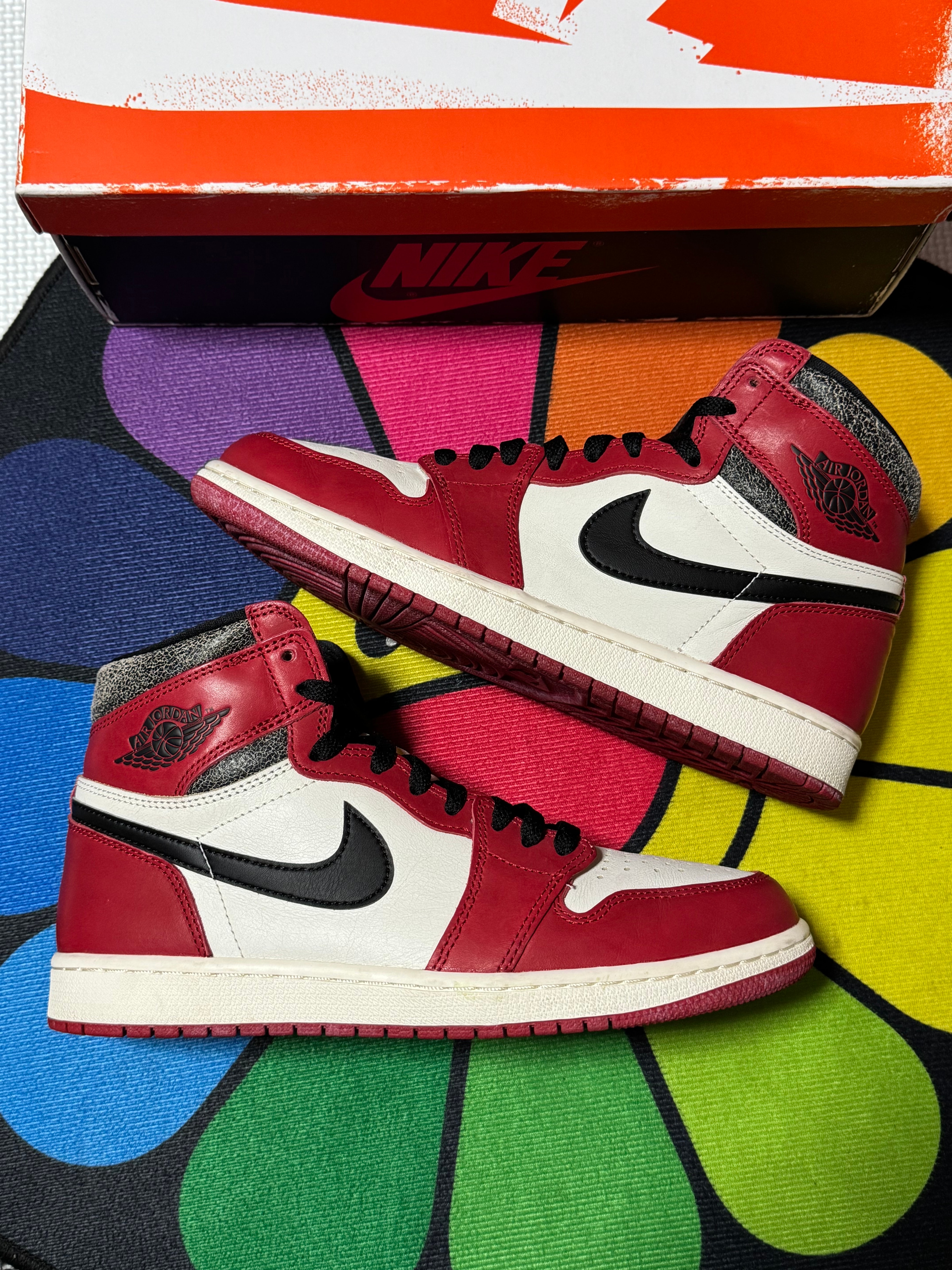 Nike Air Jordan 1 High OG "Lost & Found/Chicago"